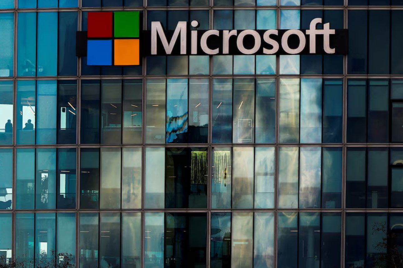 cover Microsoft, US national lab tap AI to speed up nuclear power permitting process 
