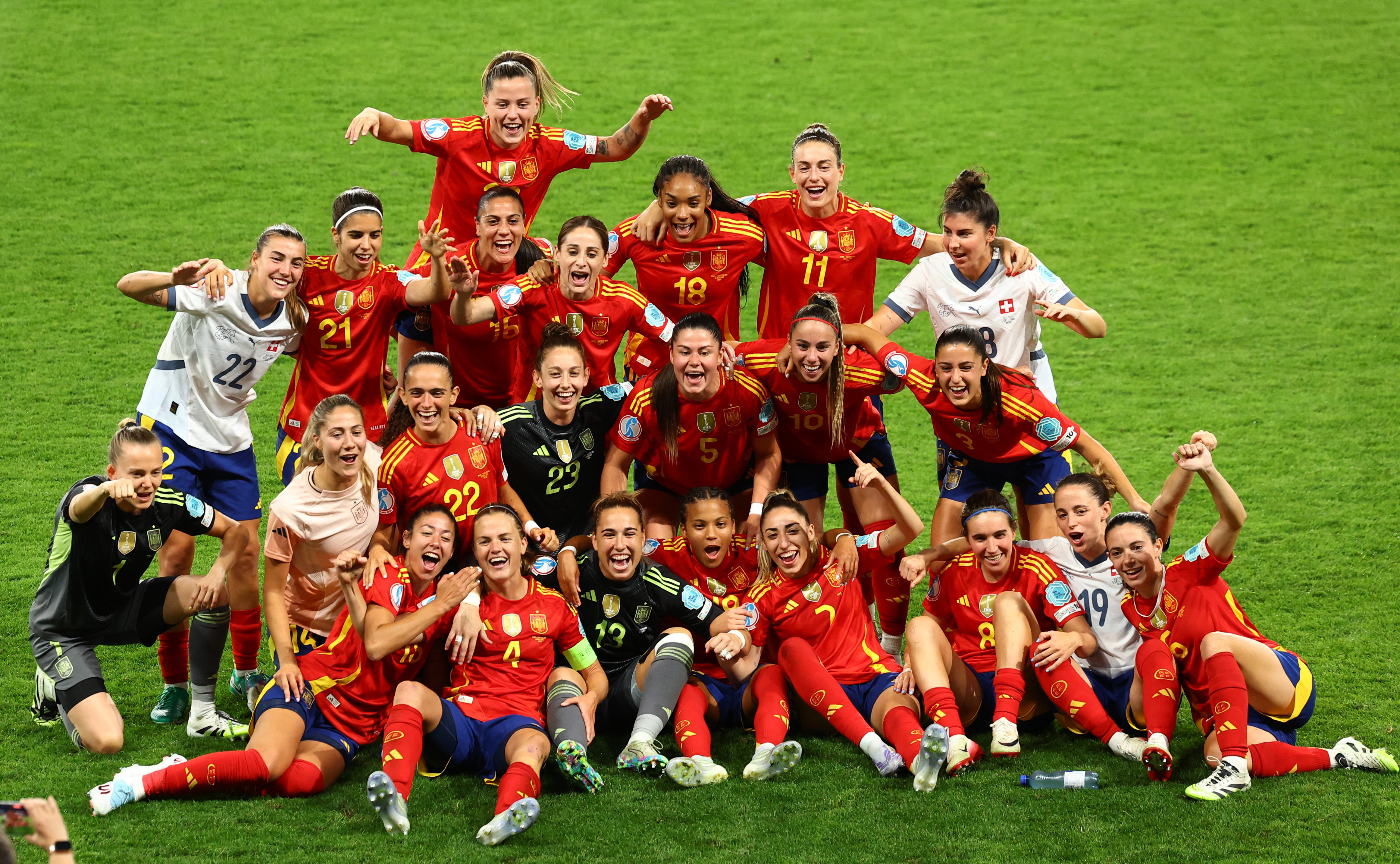 Spain cruise into women’s Euros semis with 2-0 win over Switzerland