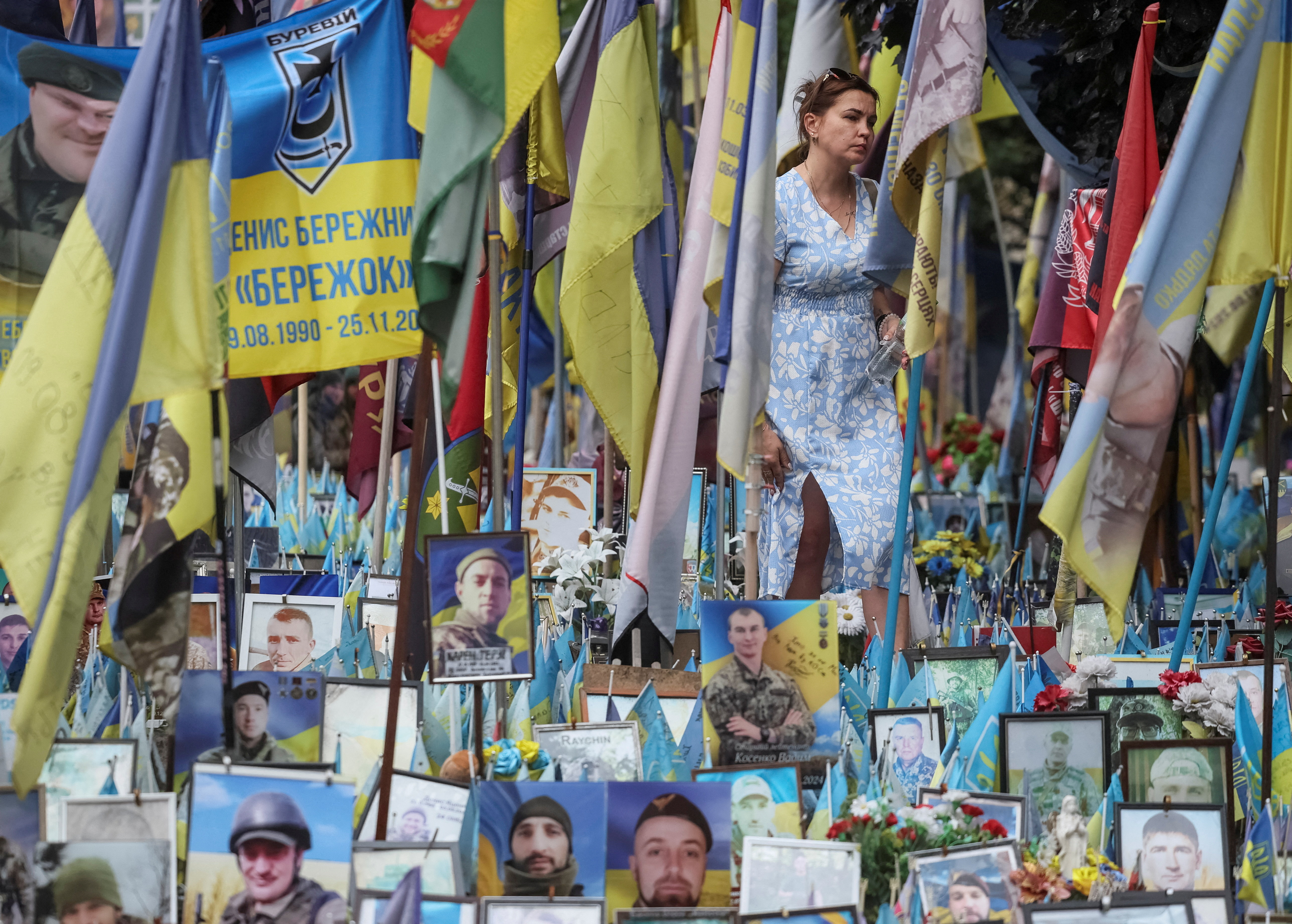cover Kremlin dismisses compromise talk ahead of Alaska meet, insists on Ukraine&#8217;s total troop pullout from occupied regions