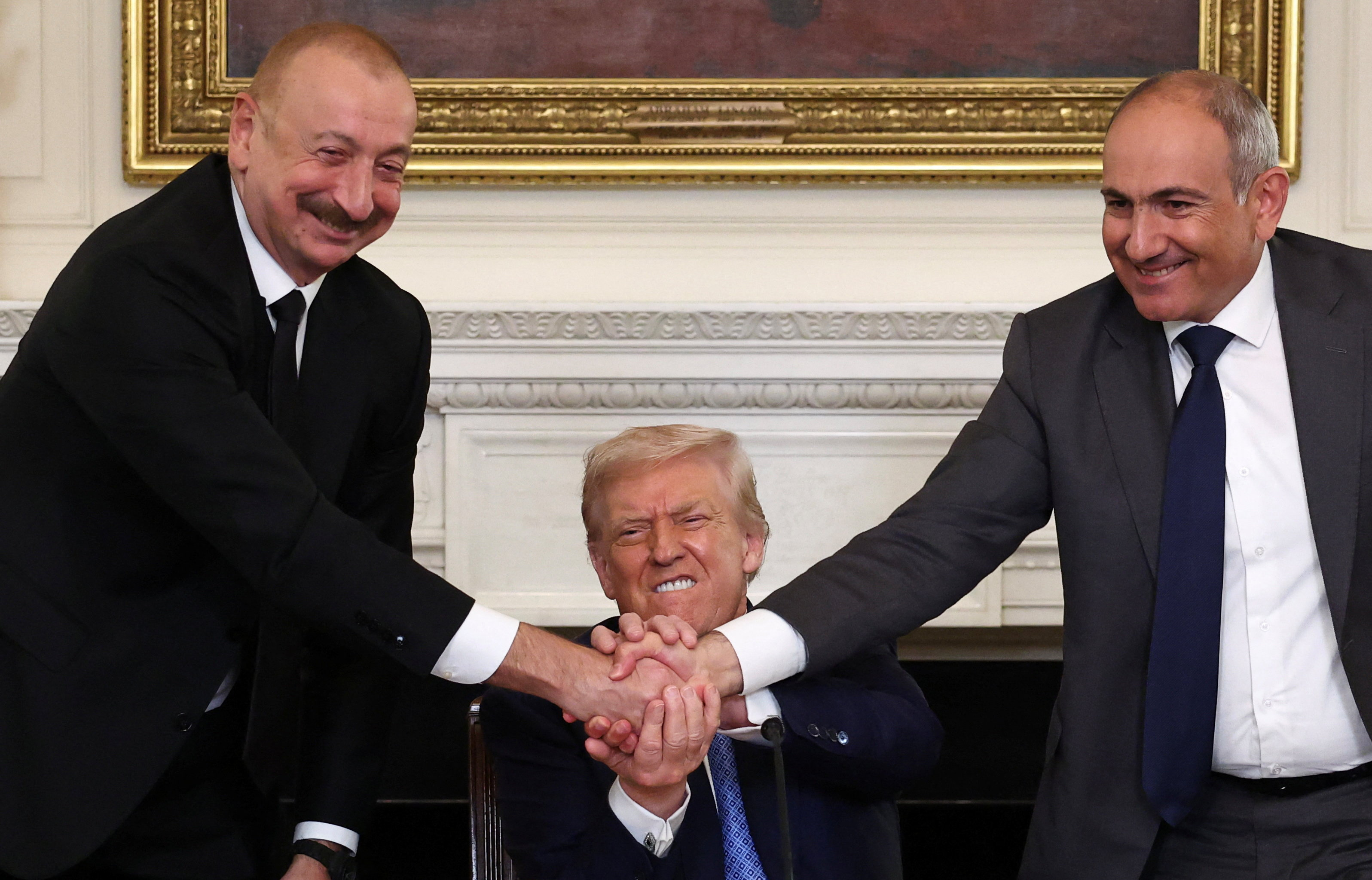 image Trump announces peace agreement between Azerbaijan and Armenia