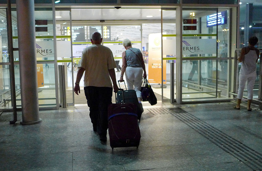 cover More than 48,000 residence permits granted for foreign employees