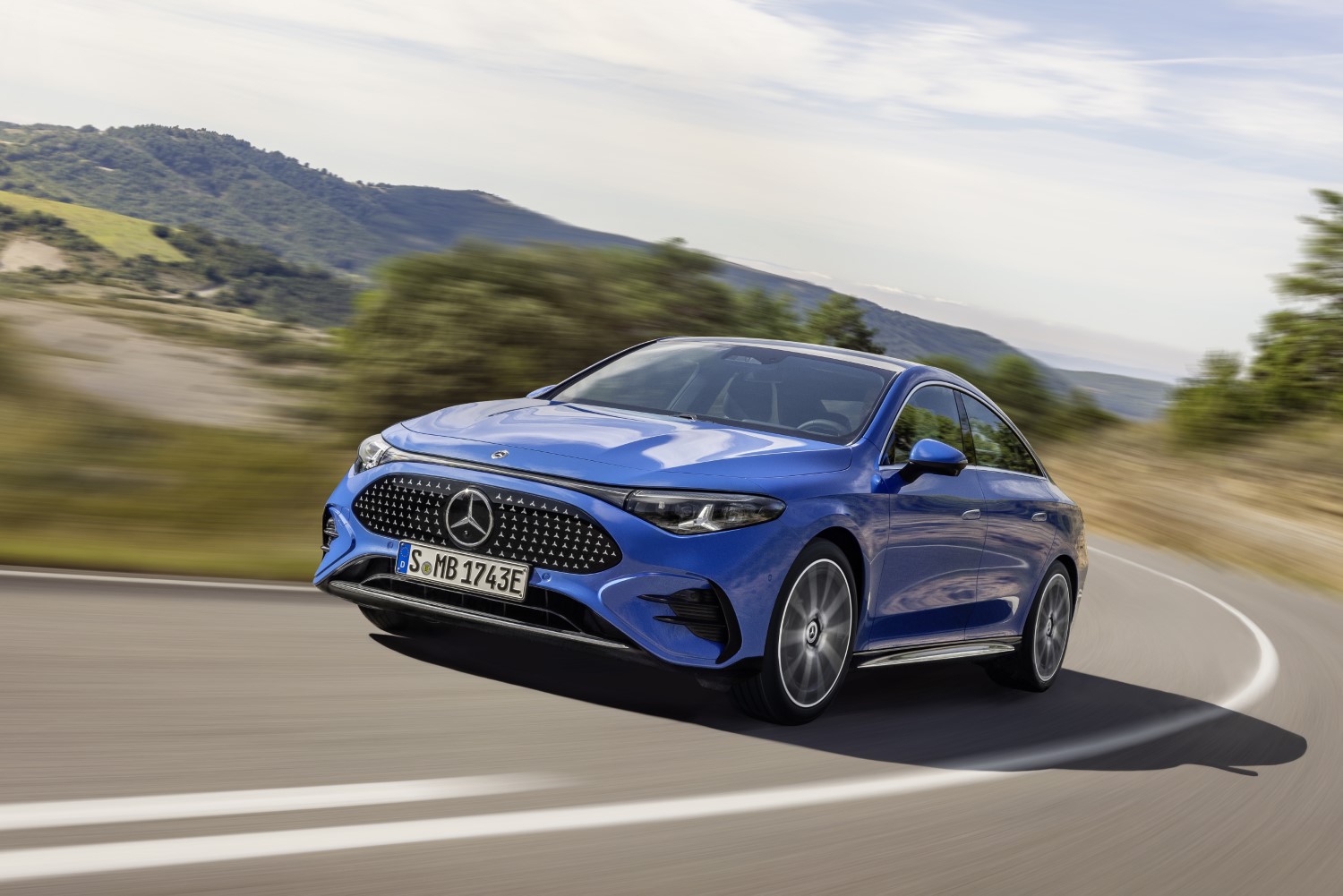 cover Mercedes adds Microsoft tools to cars, starting with new CLA model