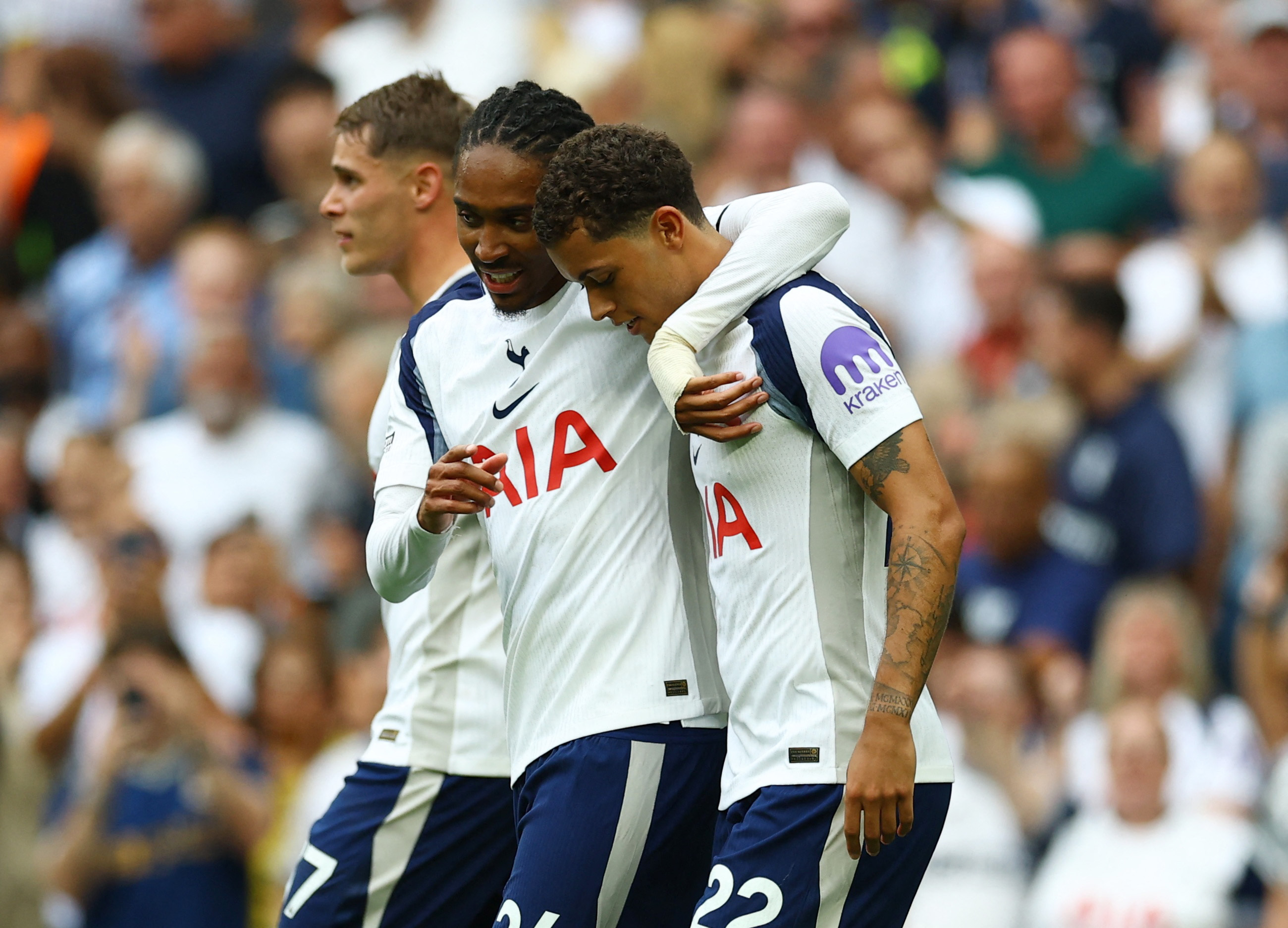 Richarlison double helps Spurs thrash promoted Burnley 3-0