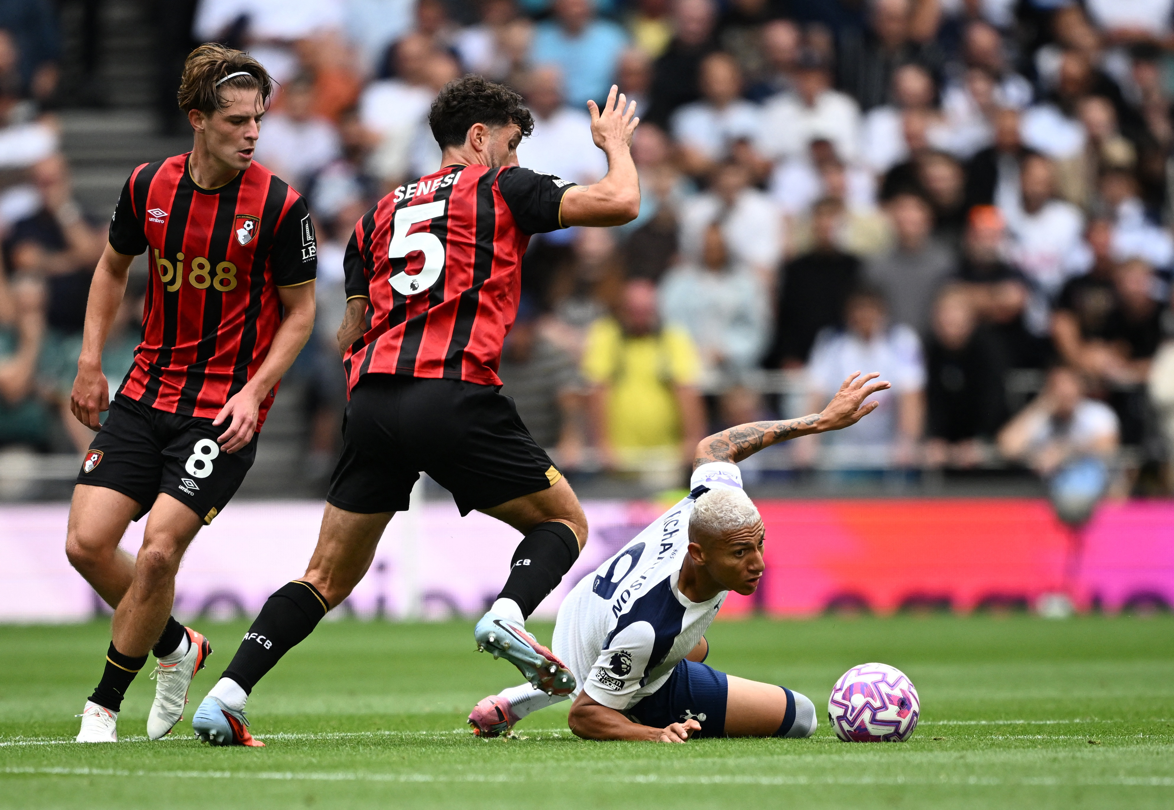 cover Bournemouth bring Tottenham back down to earth
