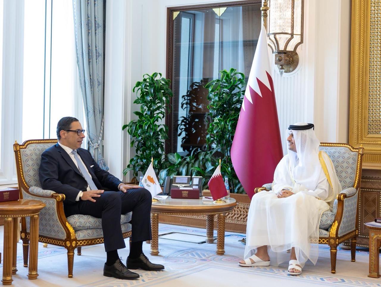Kombos meets Qatari Prime Minister Al Thani