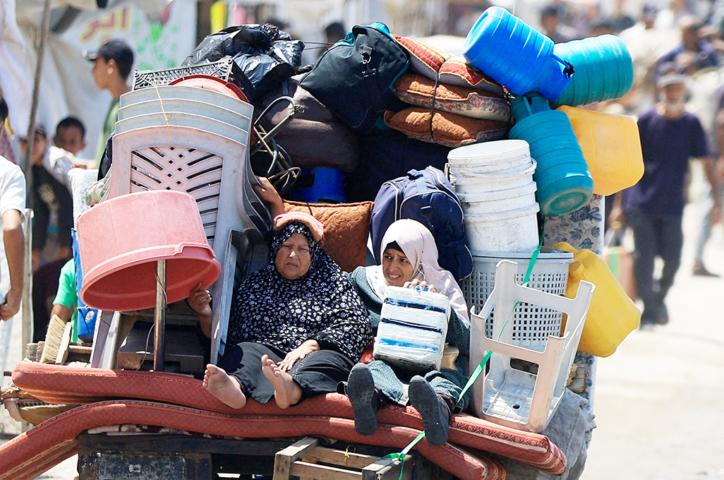 cover Israel maintains military pressure on Gaza City ahead of planned offensive