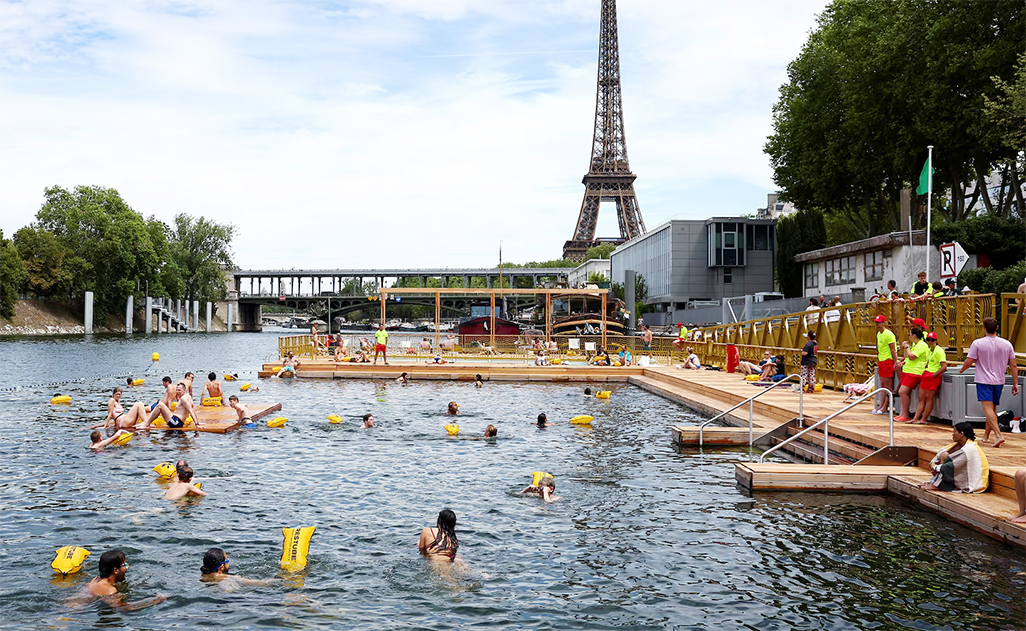 cover French police hold suspect after four bodies found in River Seine