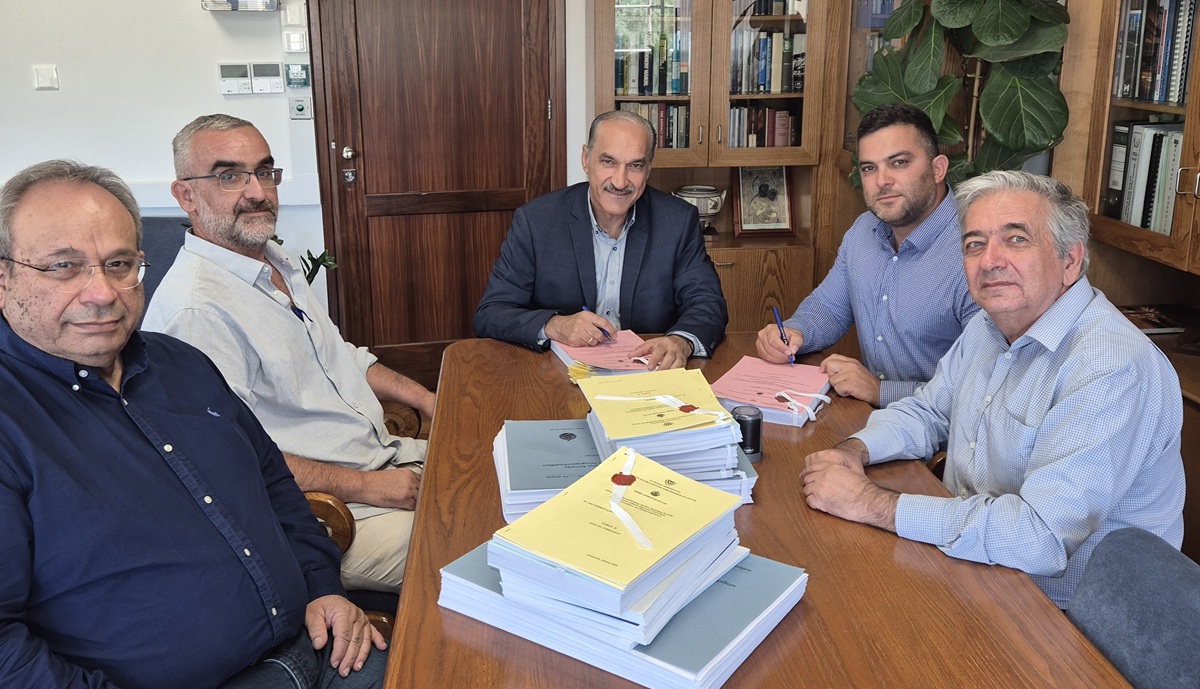 cover Larnaca signs €19m deal for urban mobility transformation
