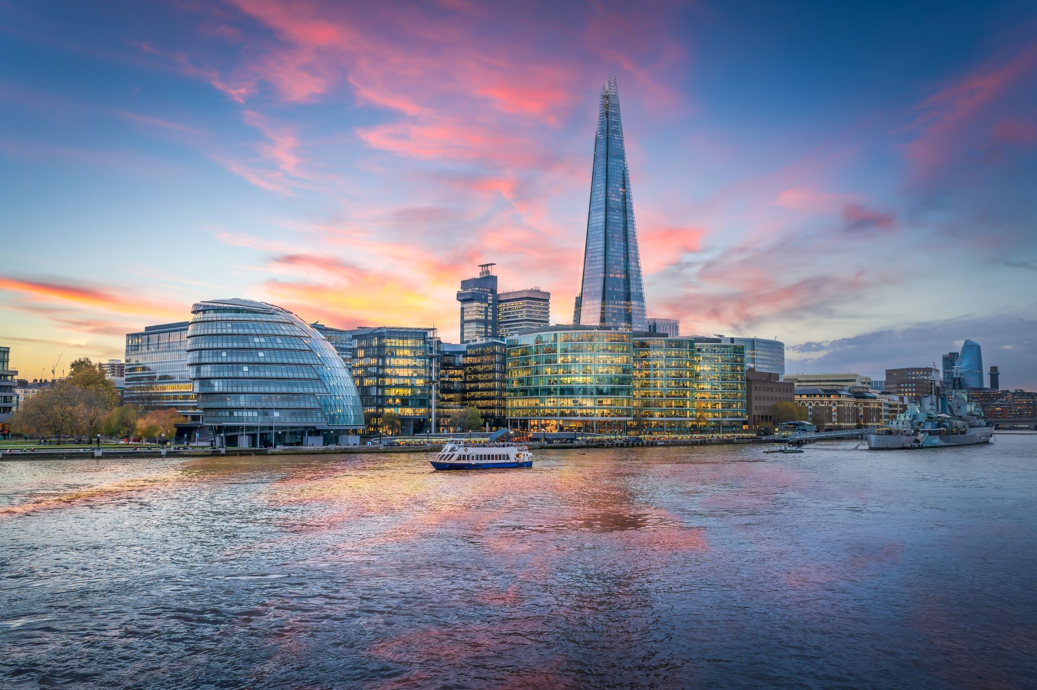cover Greece and Cyprus step up presence at London International Shipping Week
