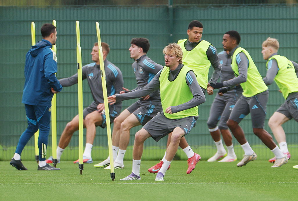cover Newcastle&#8217;s Howe relishes &#8216;magical&#8217; Barcelona clash