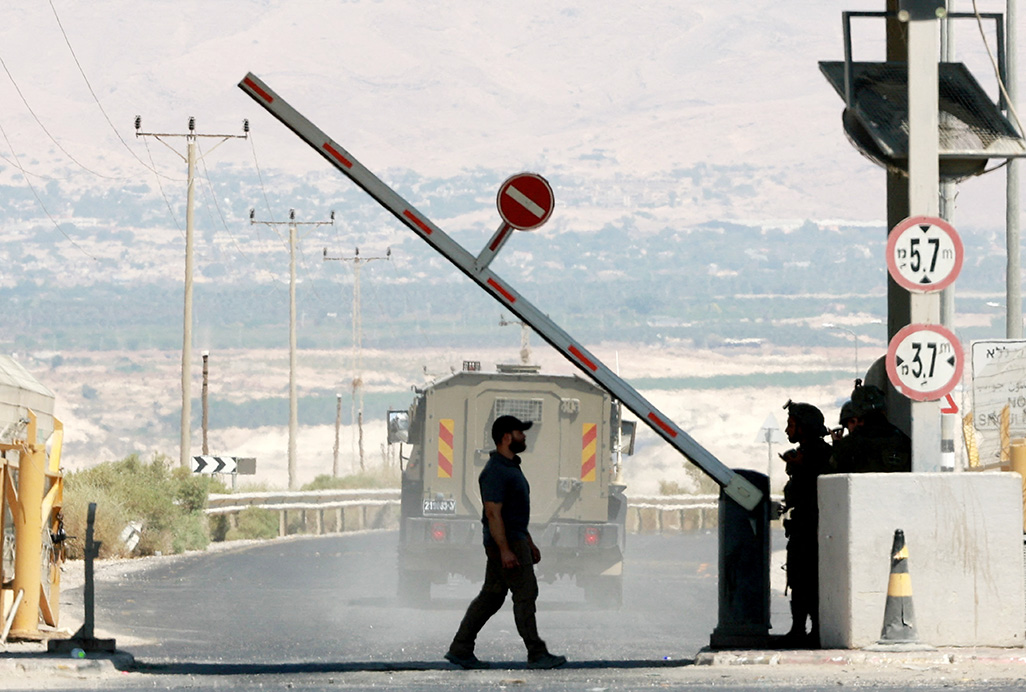 cover Israel to close West Bank-Jordan crossing from Wednesday