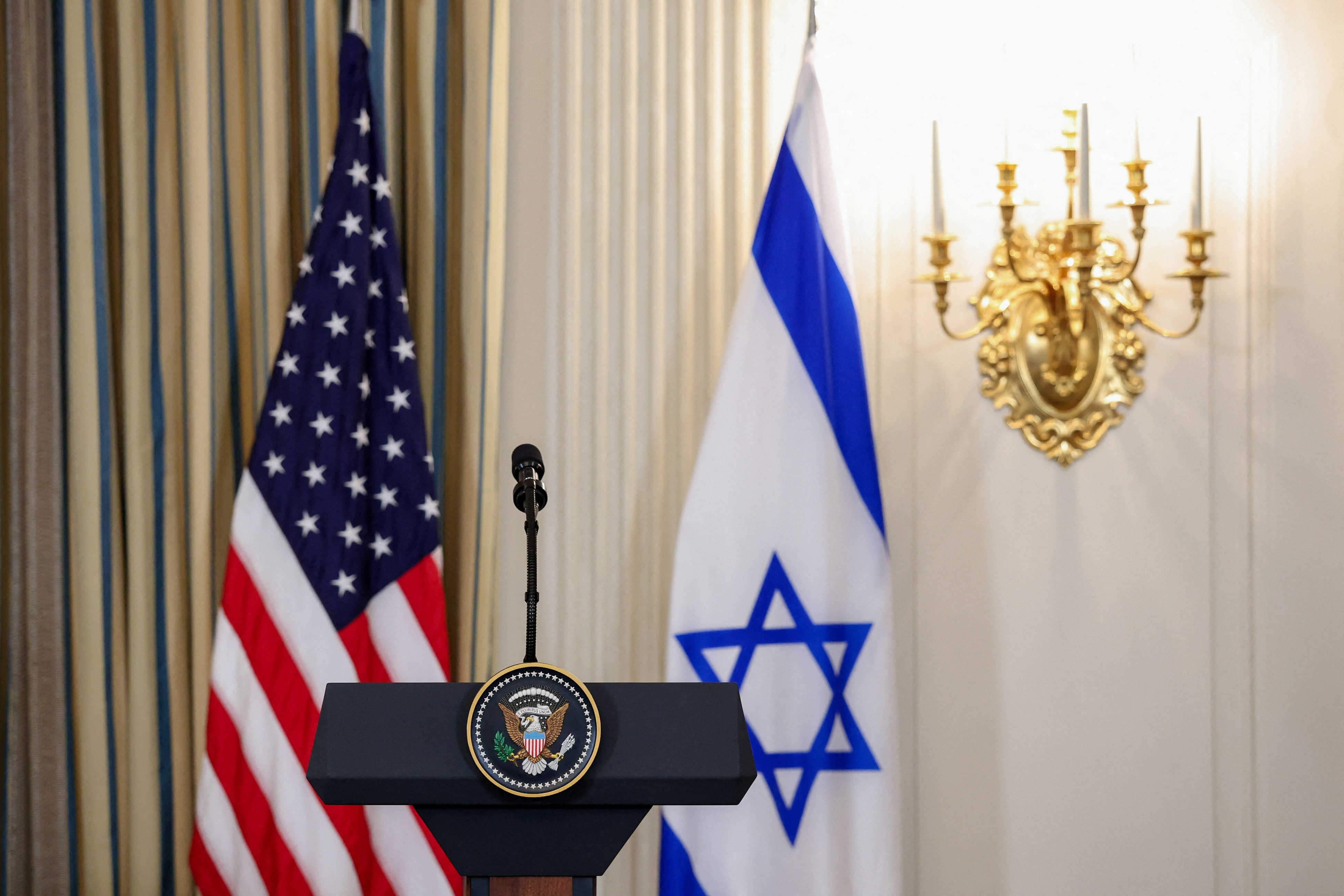 cover Trump meets Netanyahu at the White House
