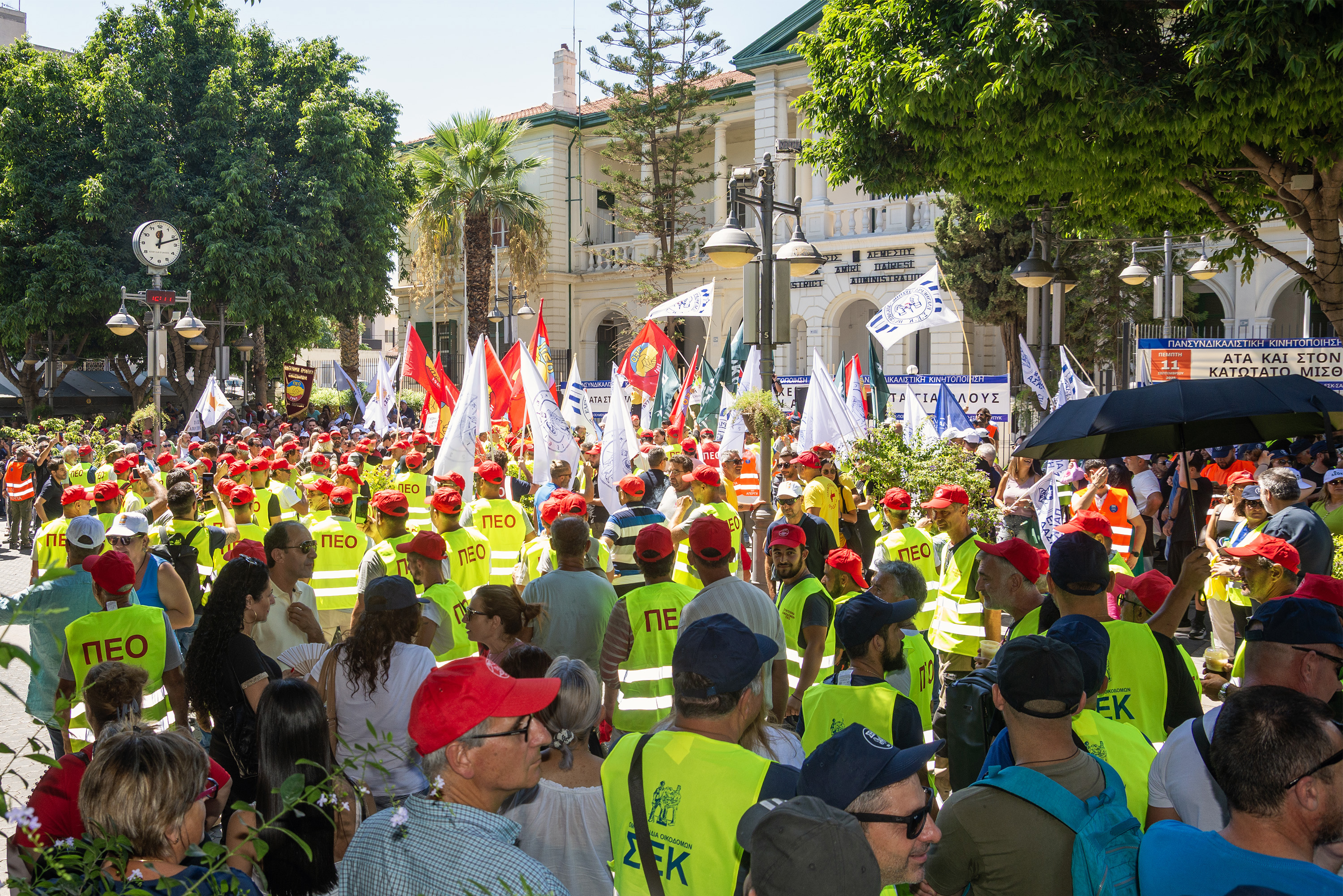 cover Thousands rally in Limassol for full restoration of cost-of-living allowance