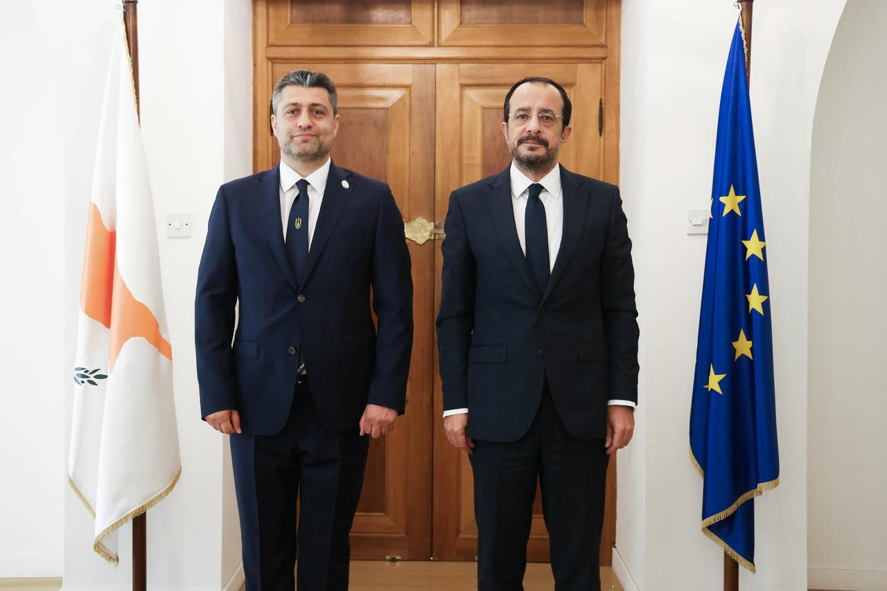 cover Dialogue and stronger ties way forward for Cyprus and Ukraine