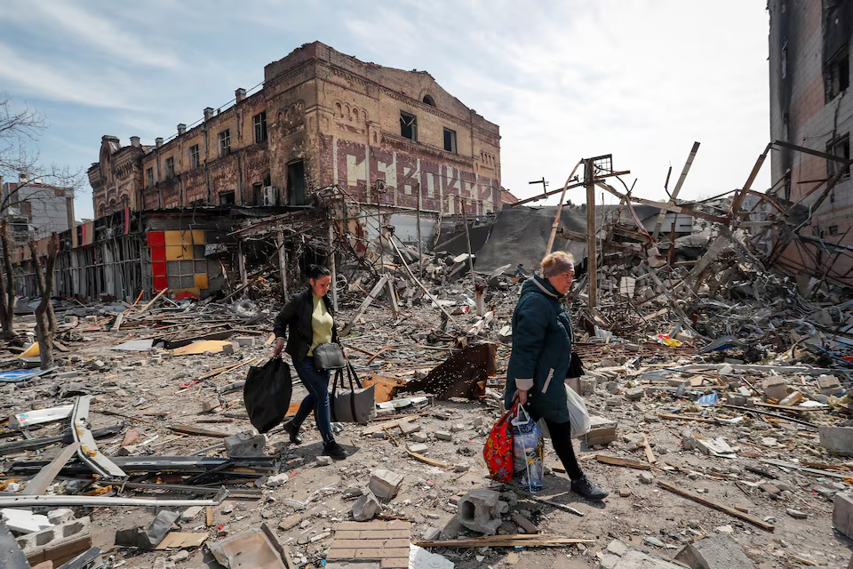 cover Ukraine: destruction and economic prospects