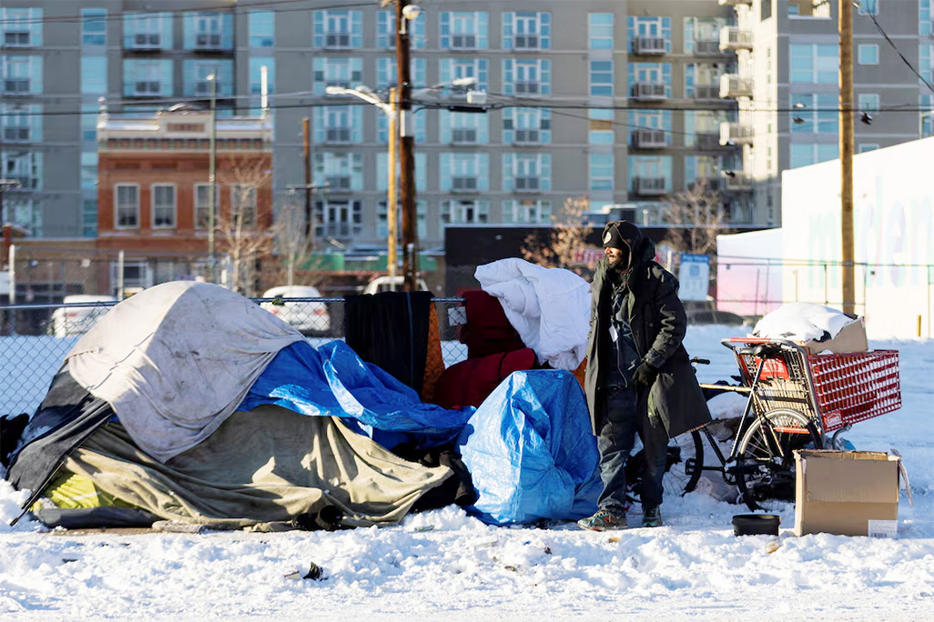 cover Fox &amp; Friends host apologises for saying mentally ill homeless people should be killed