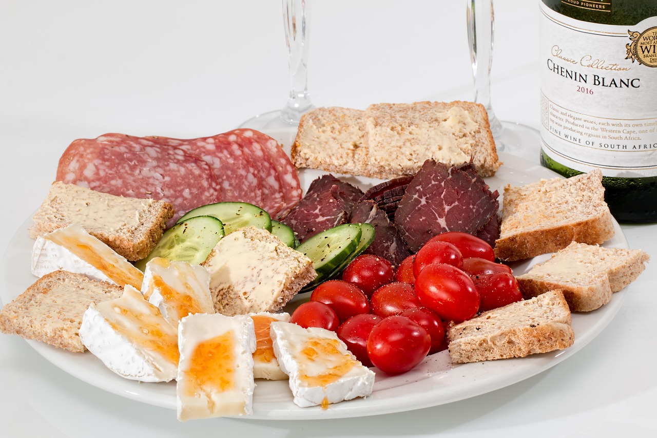 Swedish government to halve VAT on food to help boost households
