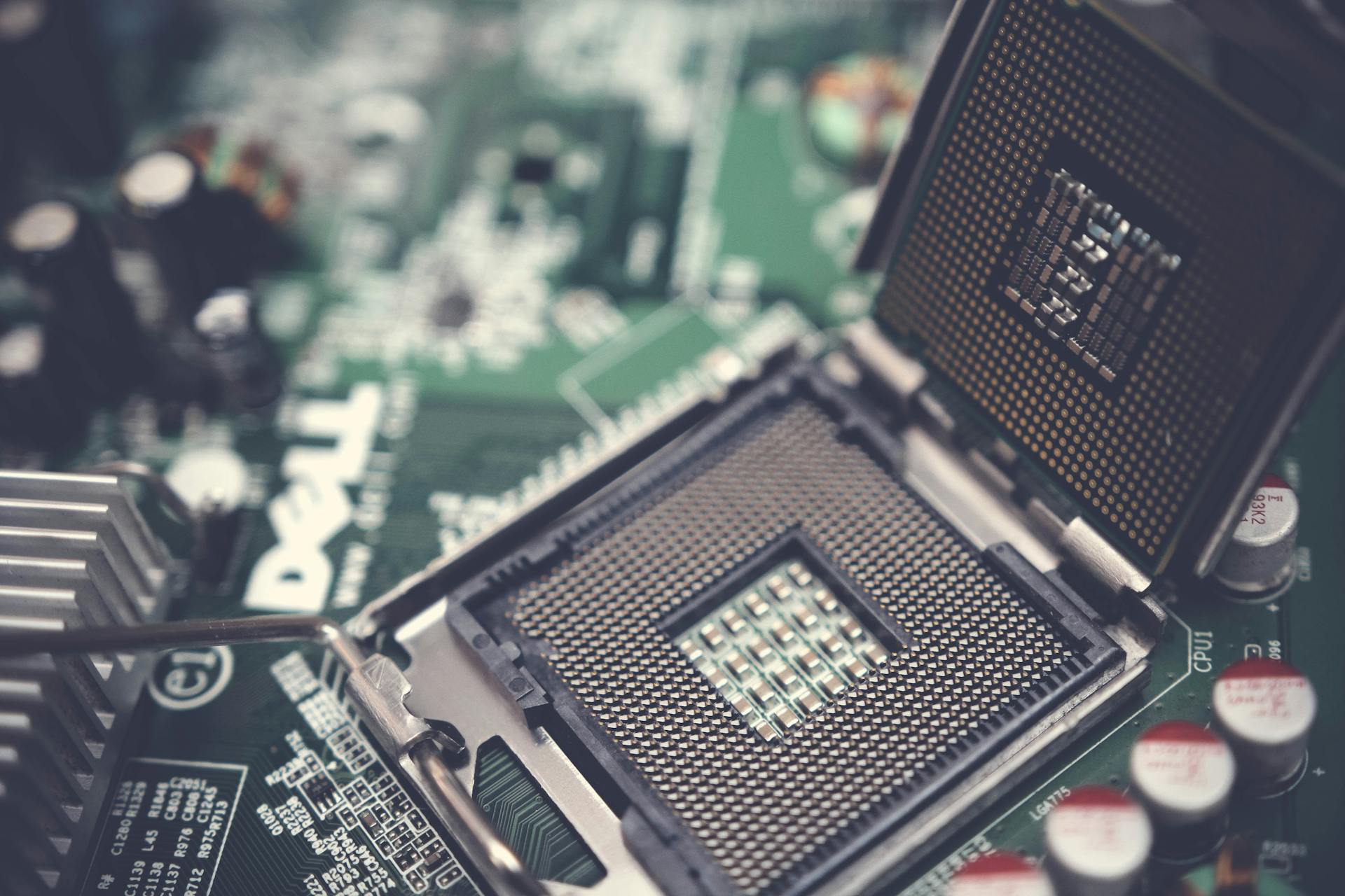 cover Global semiconductor revenue set to hit $800 billion in 2025