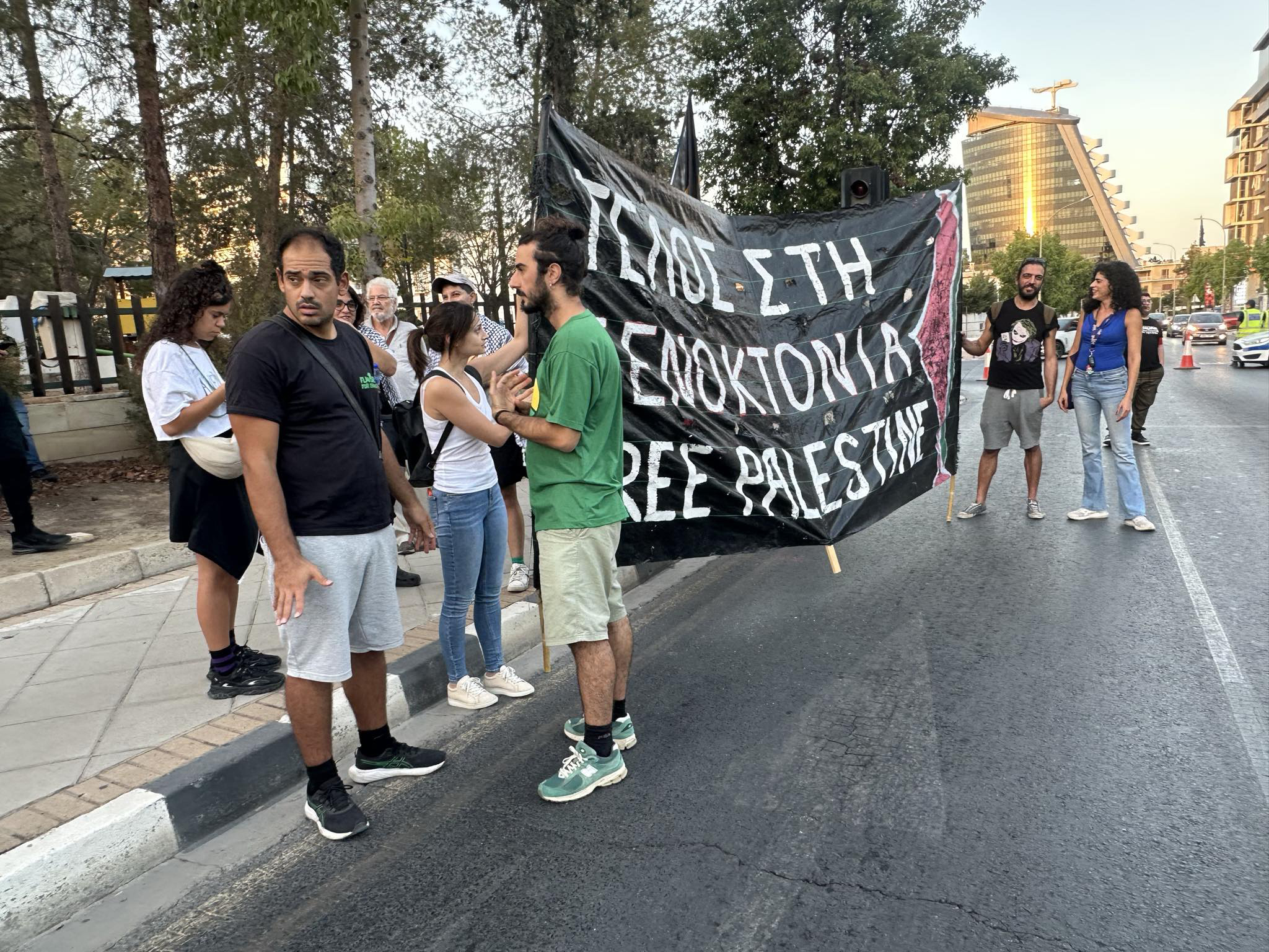 cover Protesters to file complaints about police violence at Gaza protest