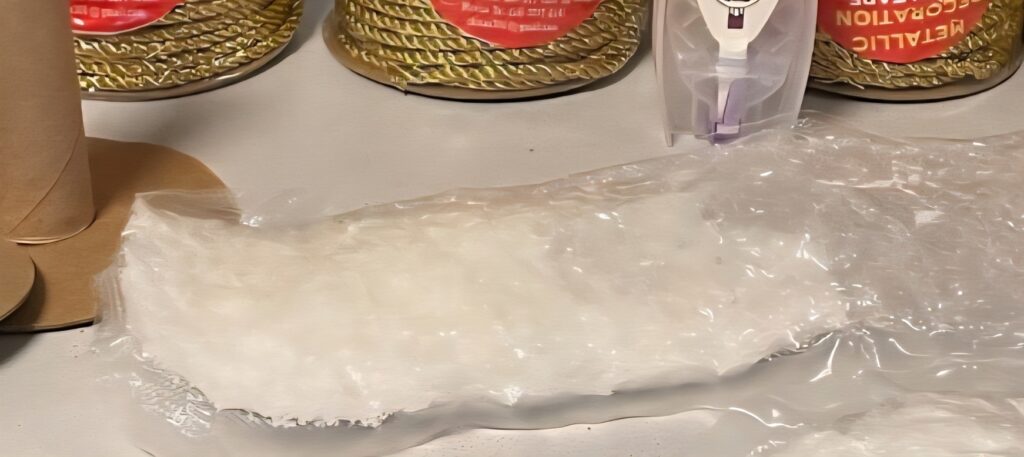 cover Man remanded after 1.6kg of meth hidden in thread spools seized