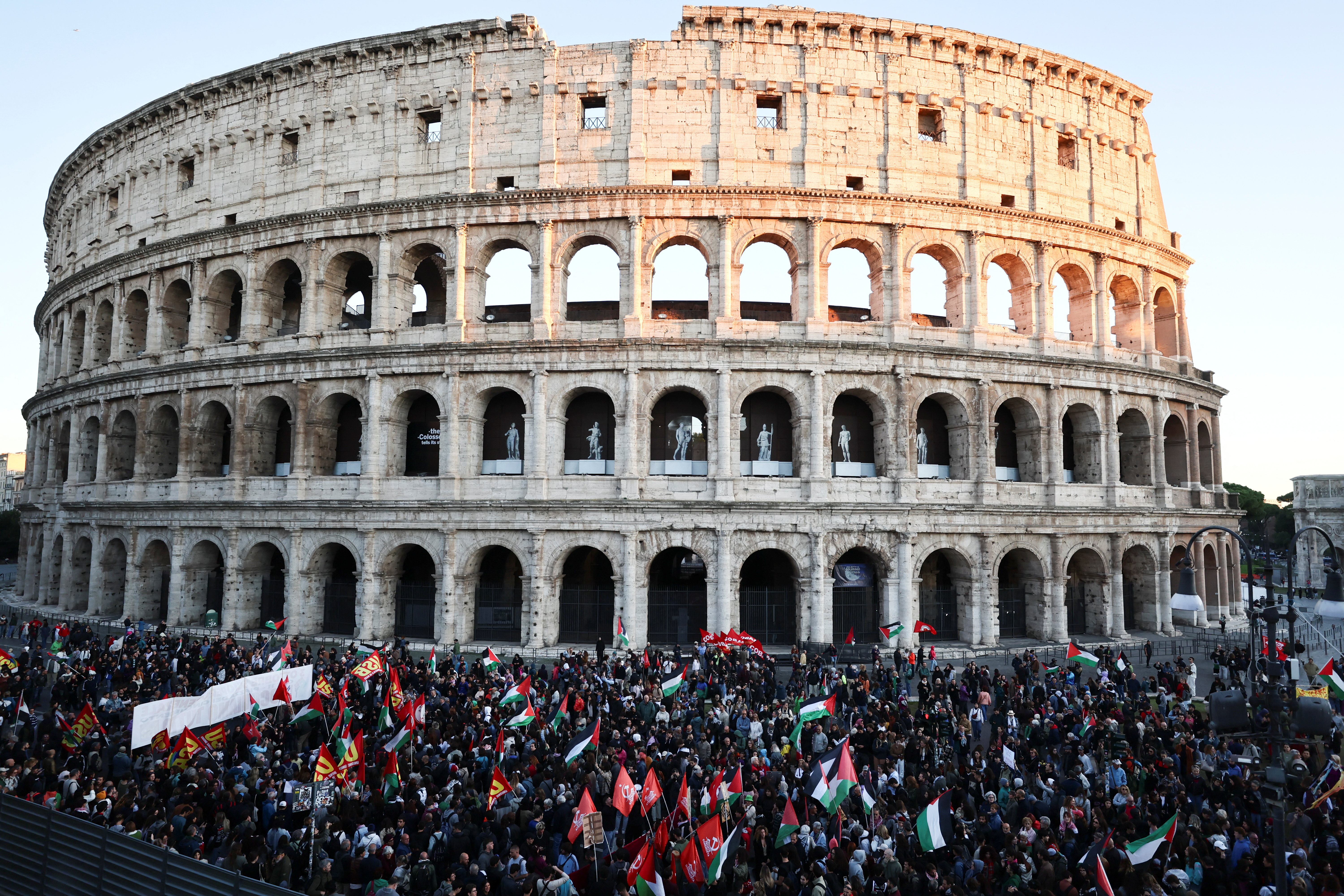 Police tussle with demonstrators at pro-Gaza flotilla protest