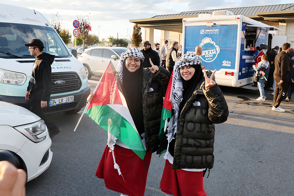 Group of 137 Gaza flotilla activists arrive in Turkey