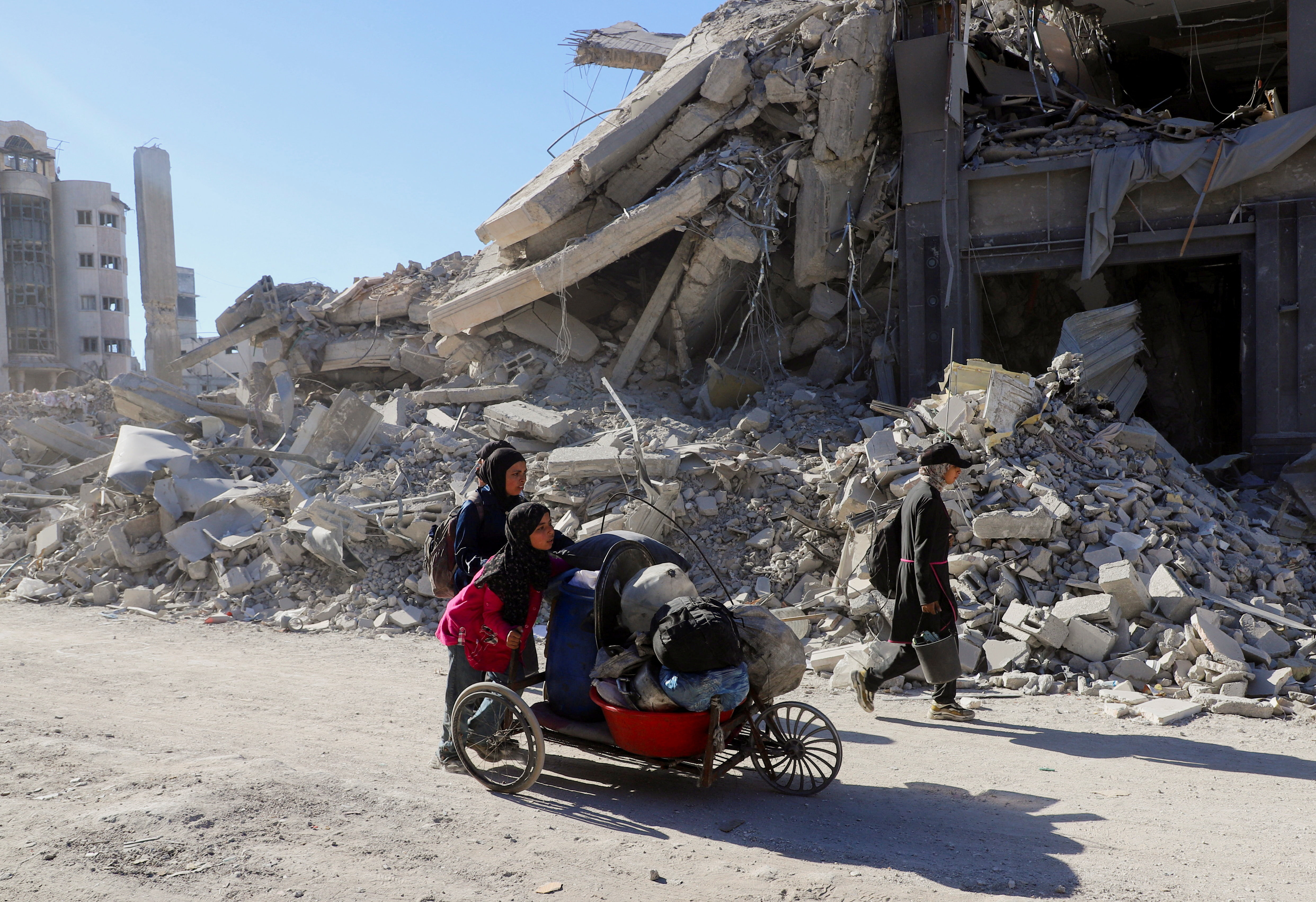 cover Etek expresses intention to assist Gaza rebuilding efforts