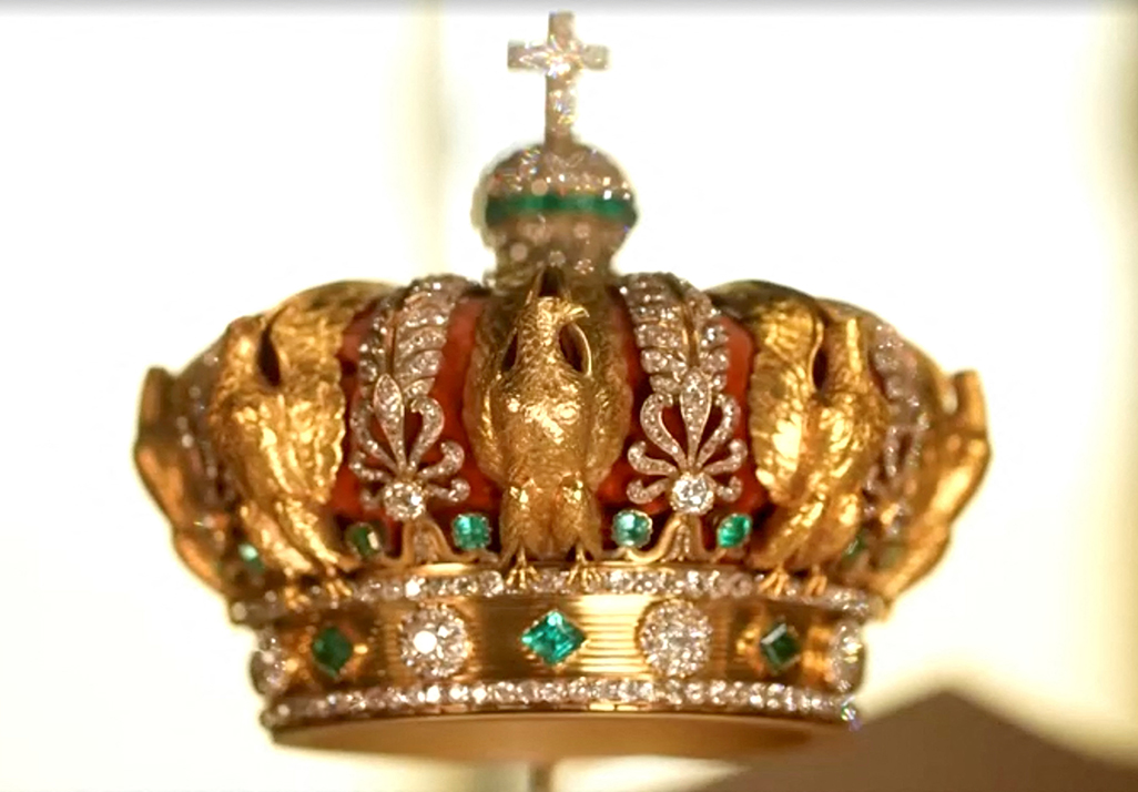 cover Louvre transfers jewels to Bank of France after heist