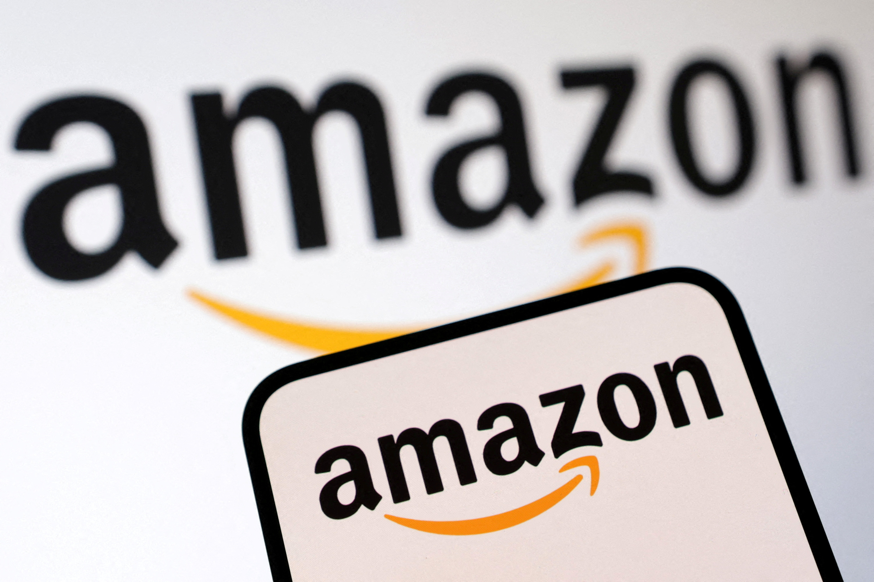cover Amazon targets 30,000 corporate job cuts