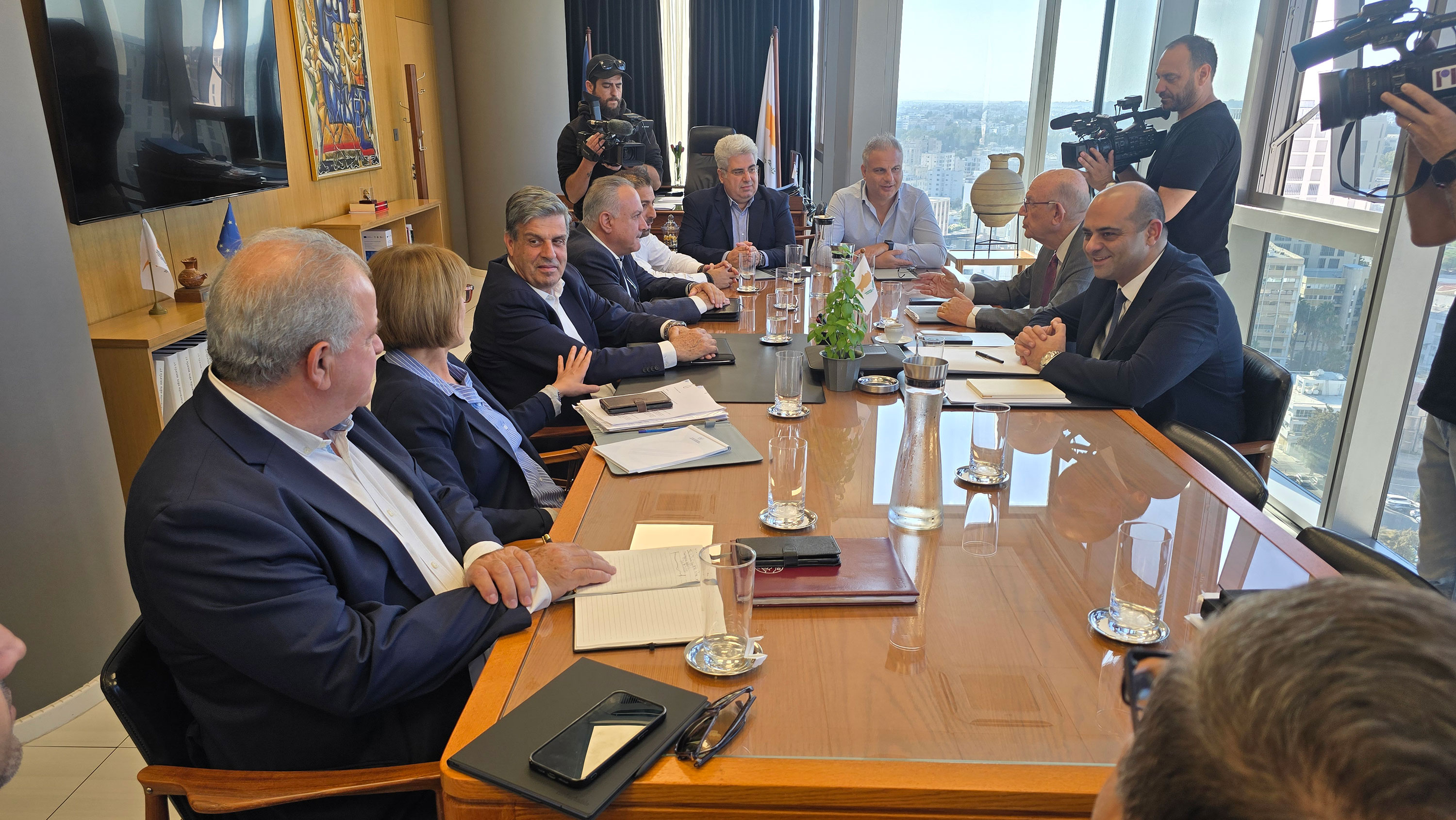 cover Unions see possible deal on CoLA, await government move