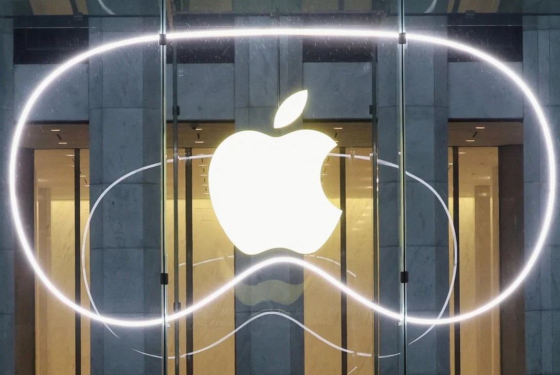 cover Global smartphone market grows 3 per cent in third quarter of 2025