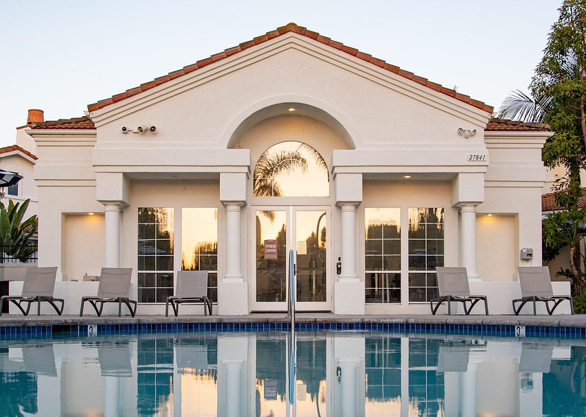 cover Spiralling foreign purchases of Cyprus properties