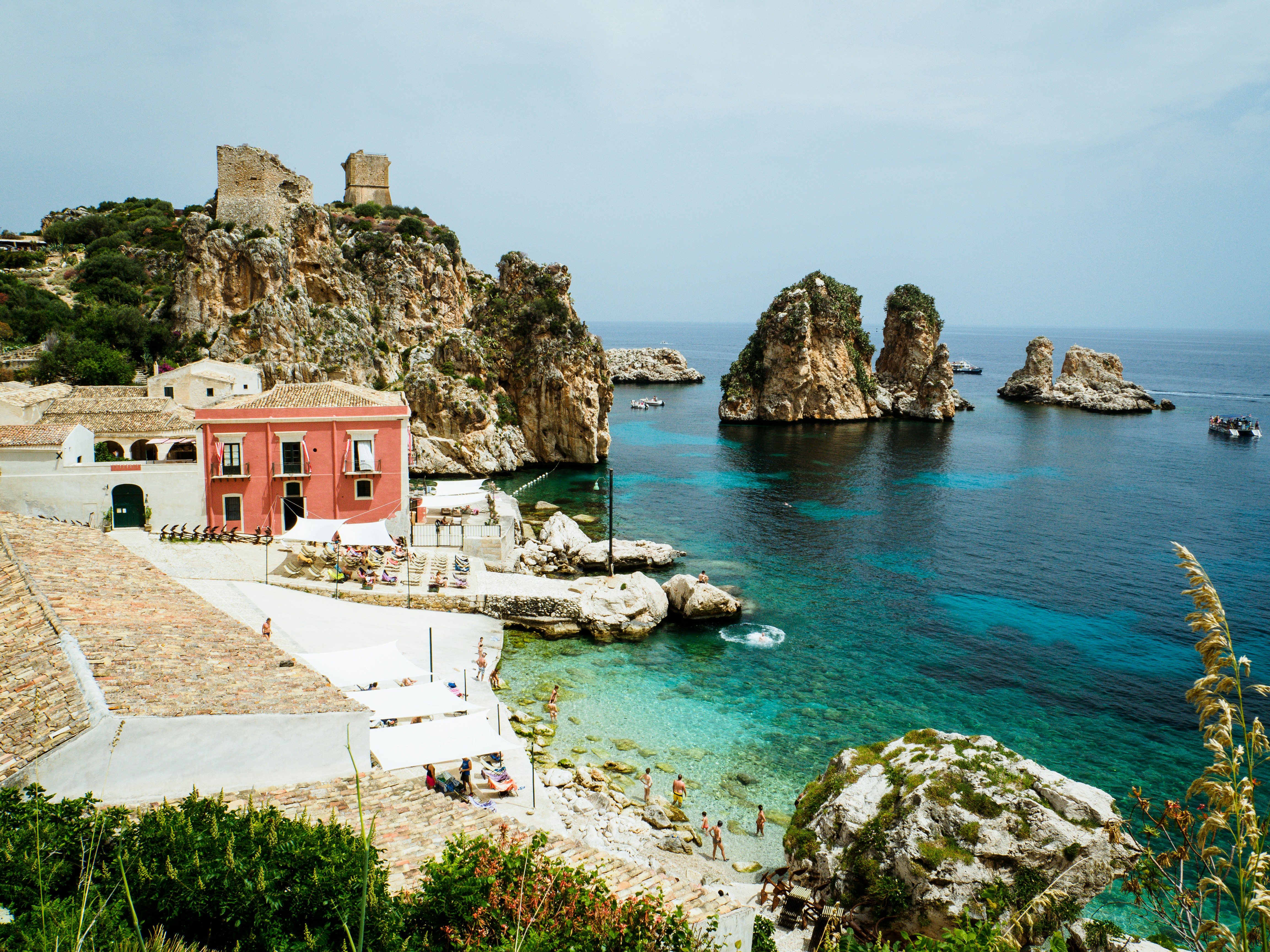 cover The islands of Italy — More than Sicily and Sardinia