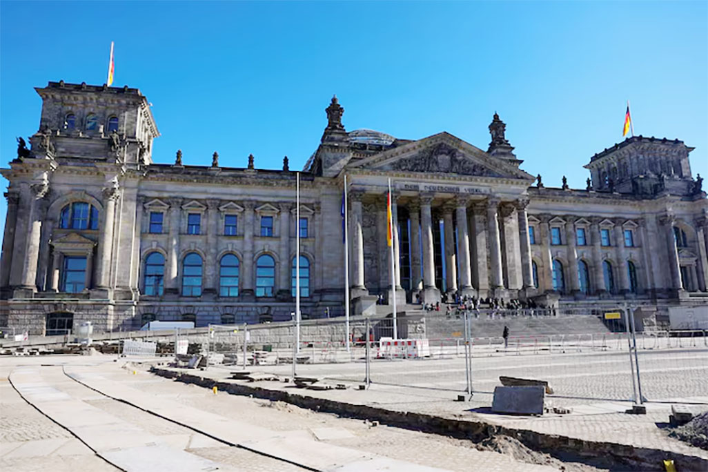 cover Germany rescinds fast-track citizenship