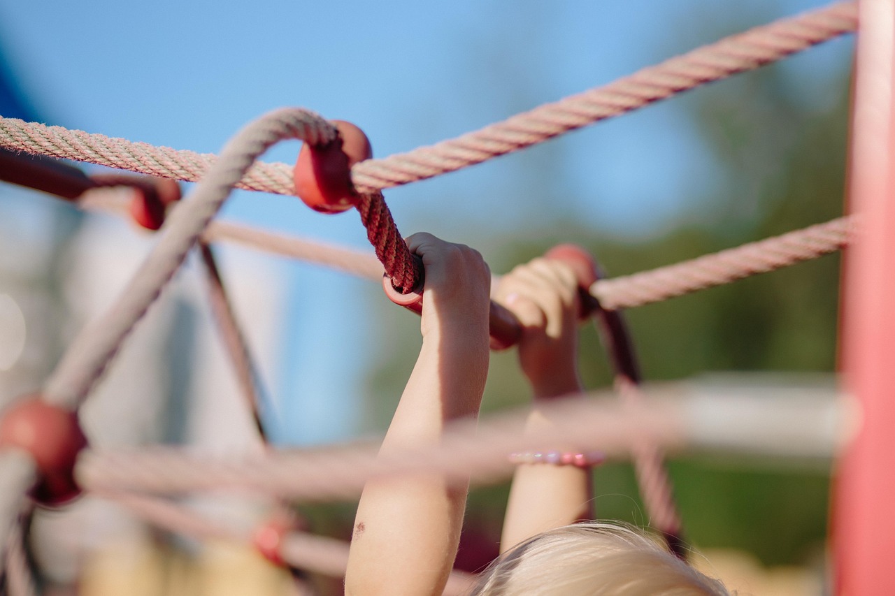 cover ‘Healthy schools’ central to public health policy