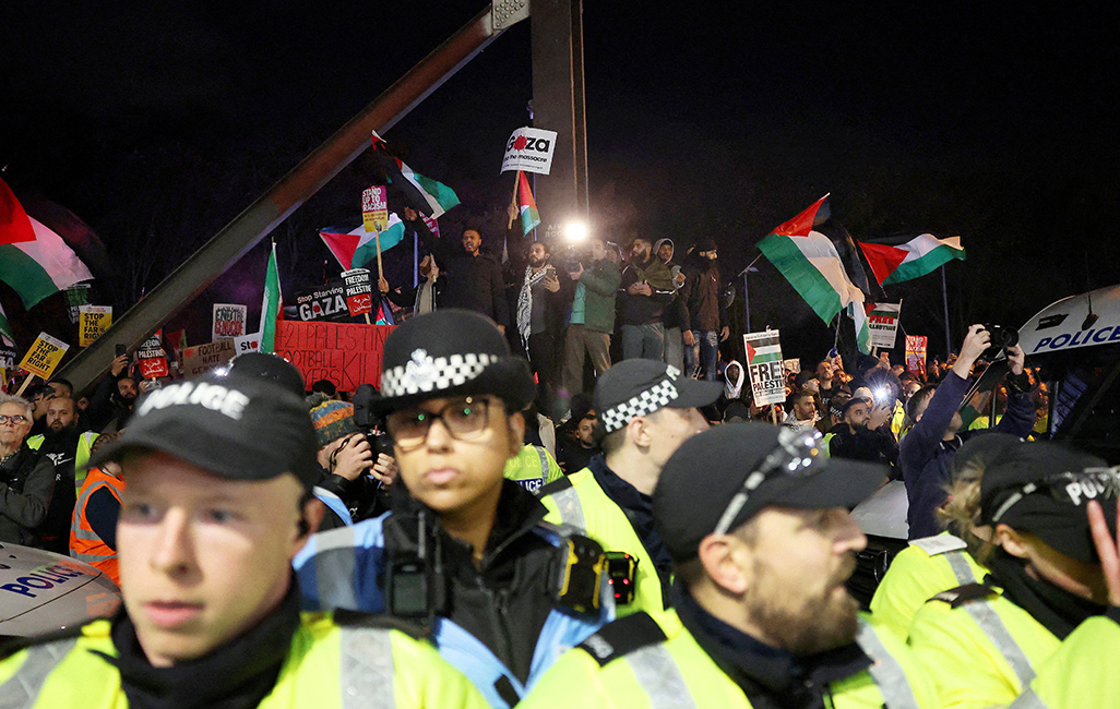 cover Villa cruise to win over Maccabi while Forest fail to break Sturm Graz