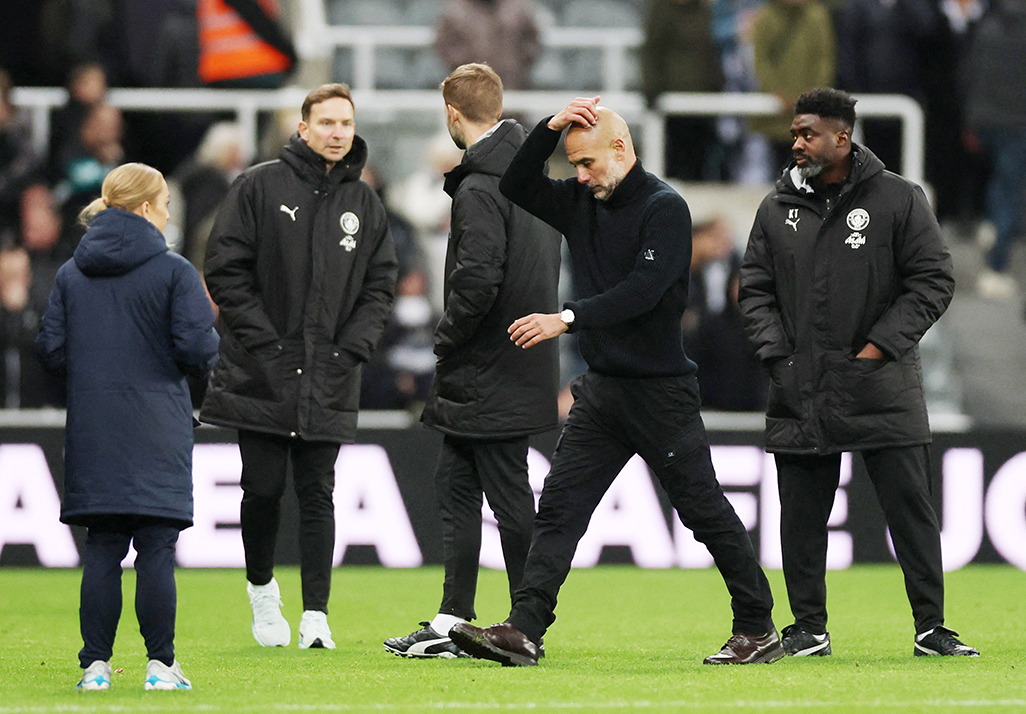 cover Man City&#8217;s Guardiola apologises for confrontation with cameraman