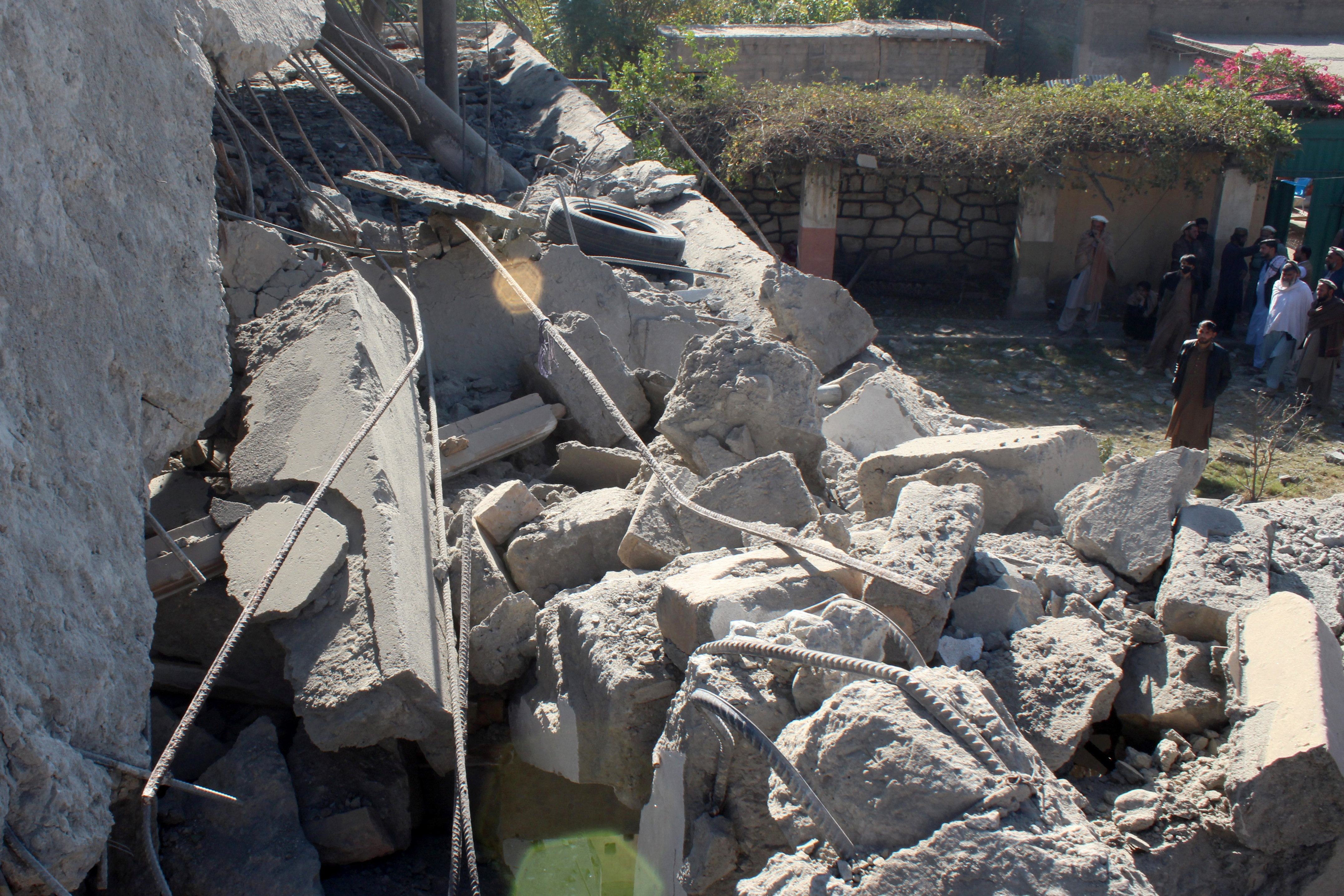 cover Afghanistan and Pakistan on verge of major flare up, civilians targeted by both sides