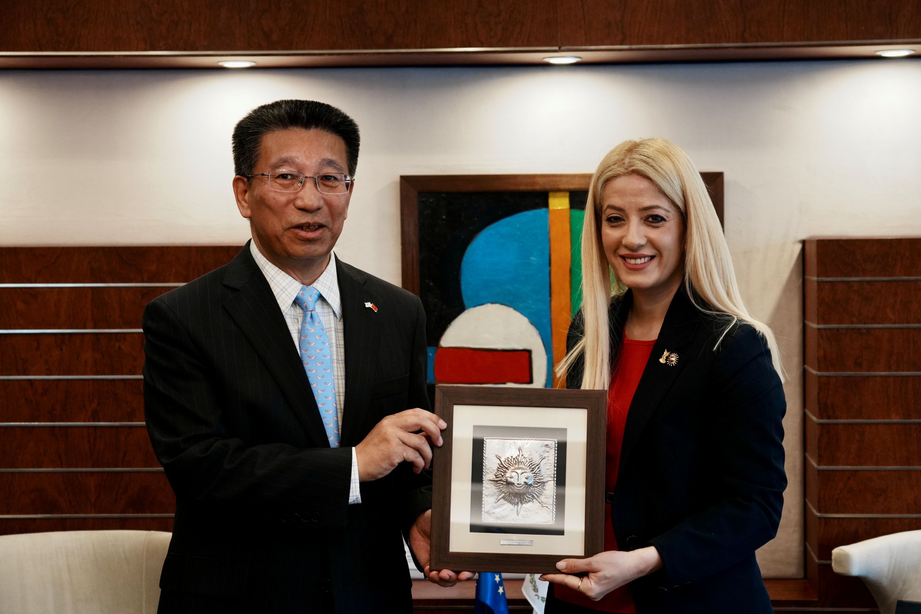 cover House president hails outgoing Chinese ambassador’s service to Cyprus