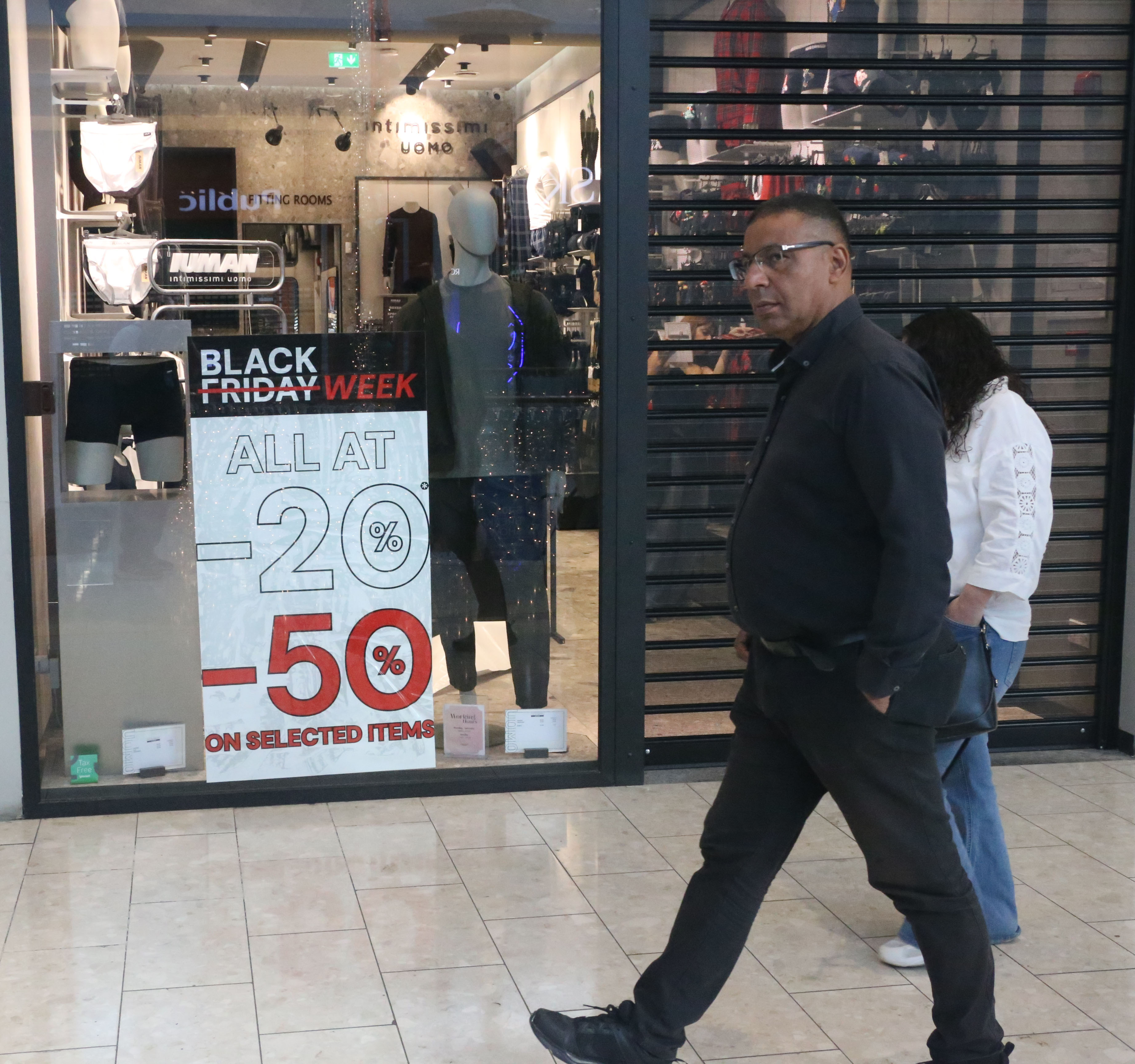 Black Friday, discount, deal, shop, shopping, shopper