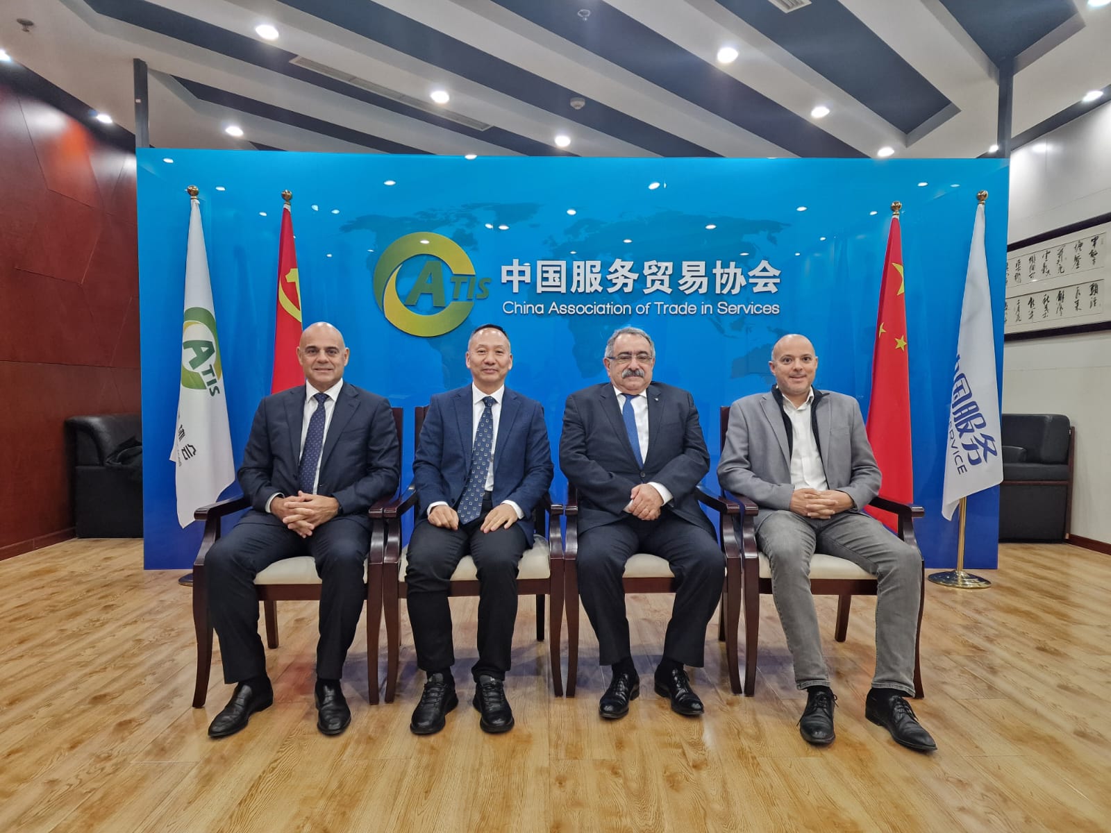 cyprus-mail.com - Cypriot businesses pursue deeper China ties after Beijing mission