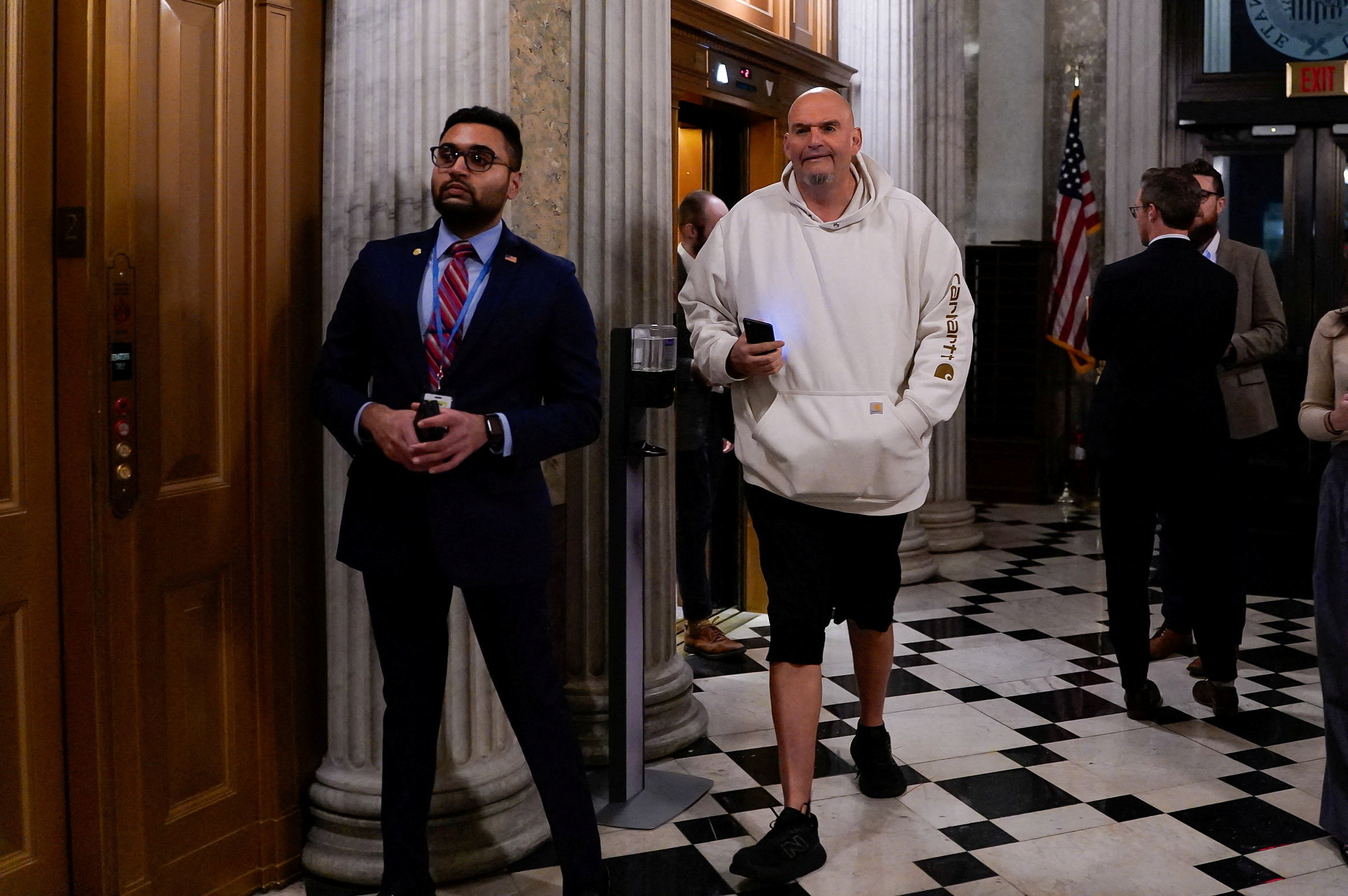 cover US Senate passes bill to end government shutdown, sends to House