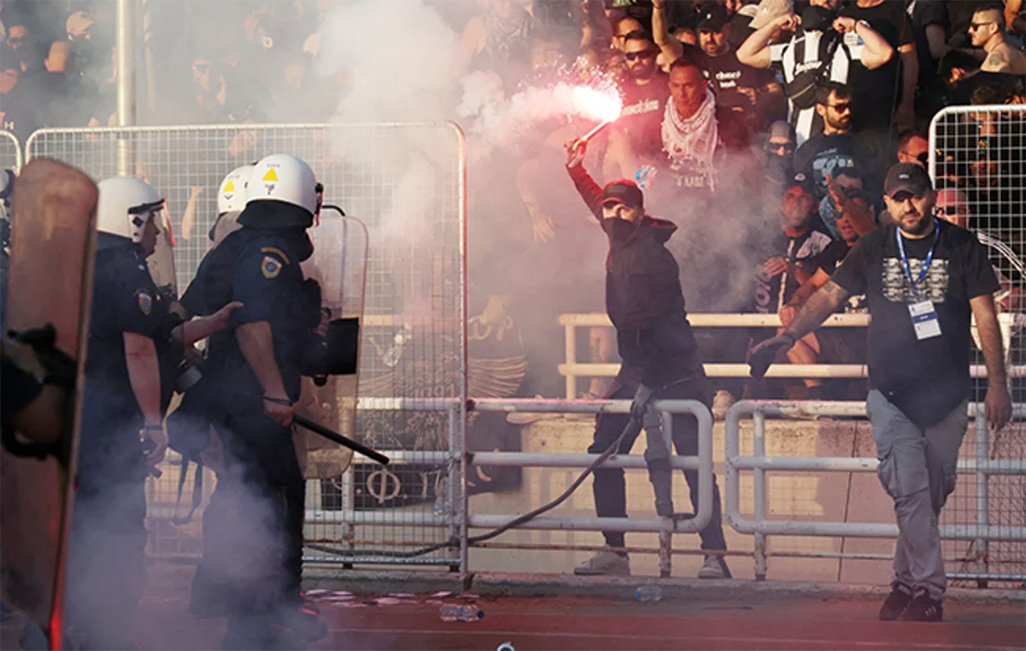 cover One man killed on Greek island of Evia, police probe football violence