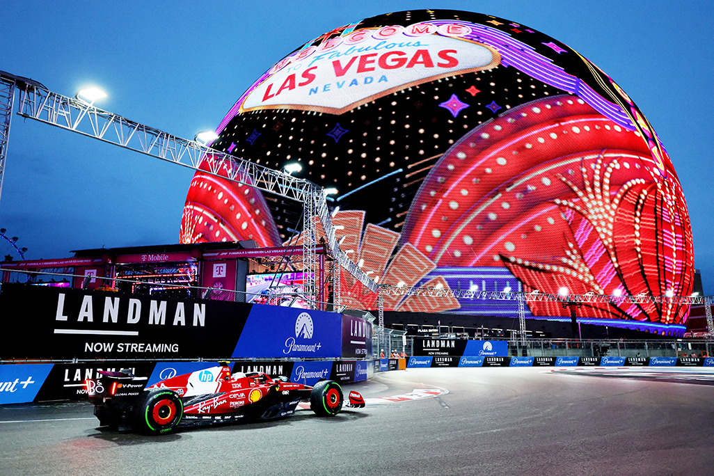 cover Worst season ever, says unhappy Hamilton