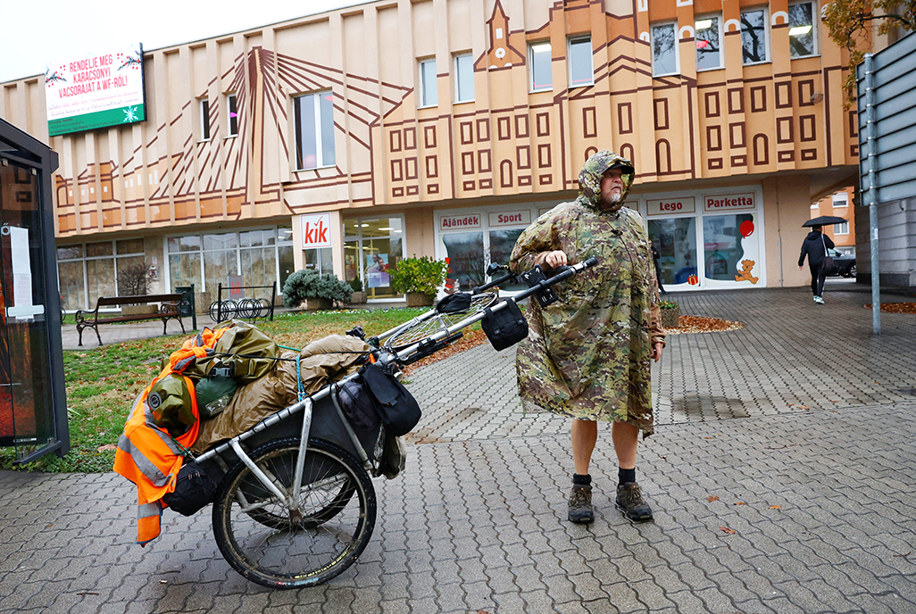 cover British globe trekker faces changed world on final leg of 27-year journey