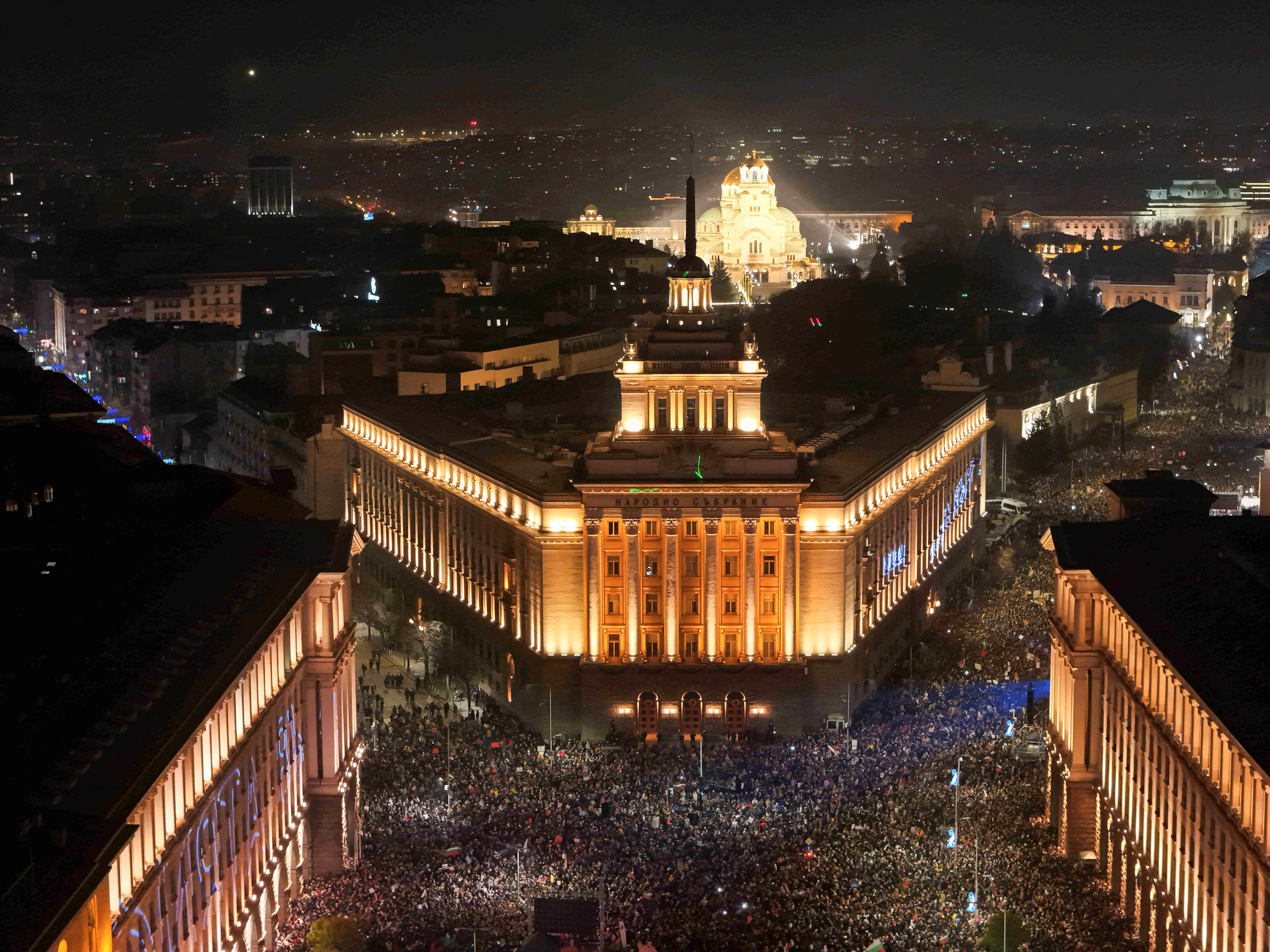 image Thousands rally again in Bulgaria to demand government&#8217;s resignation