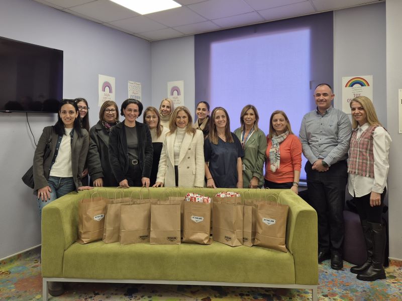 cover Petrolina makes Christmas at Larnaca hospital paediatric ward brighter