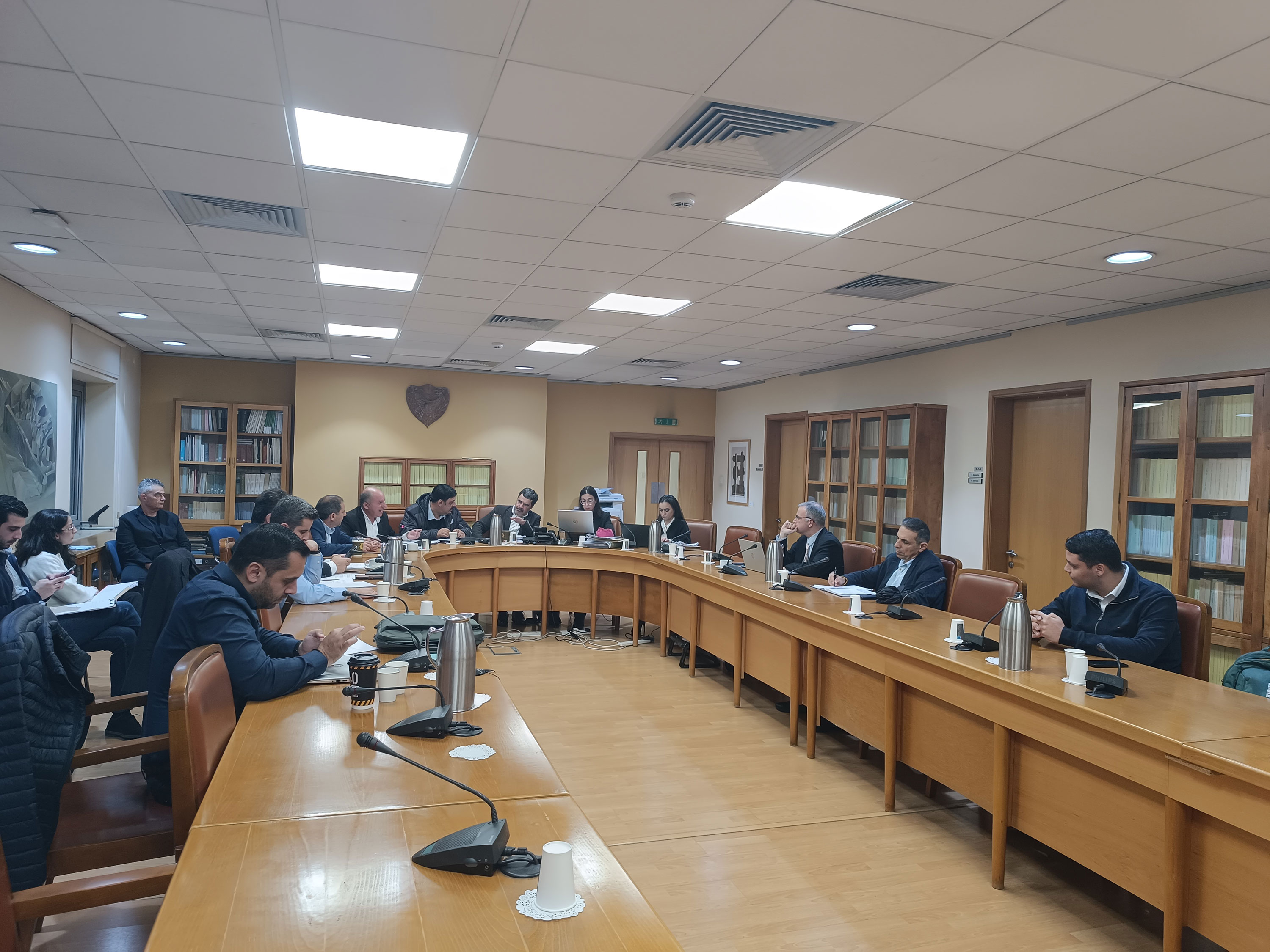 Schools cannot work with ‘regulations from the 1970s’, minister says