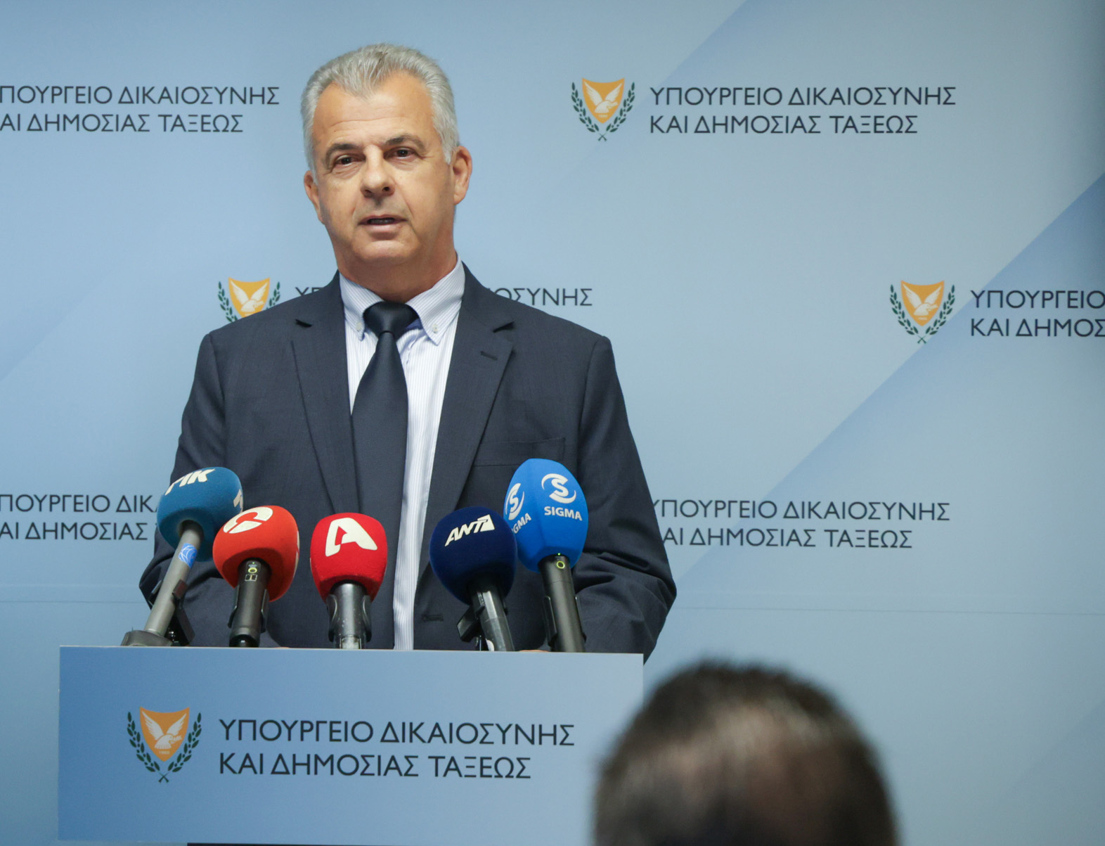 Tales from the Coffeeshop: Could halloumi deal be key to solving Cyprus problem?