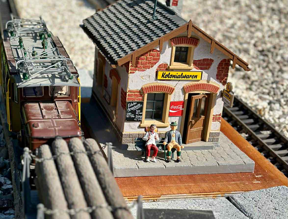 cover Luxury of train travel brought to Cyprus village